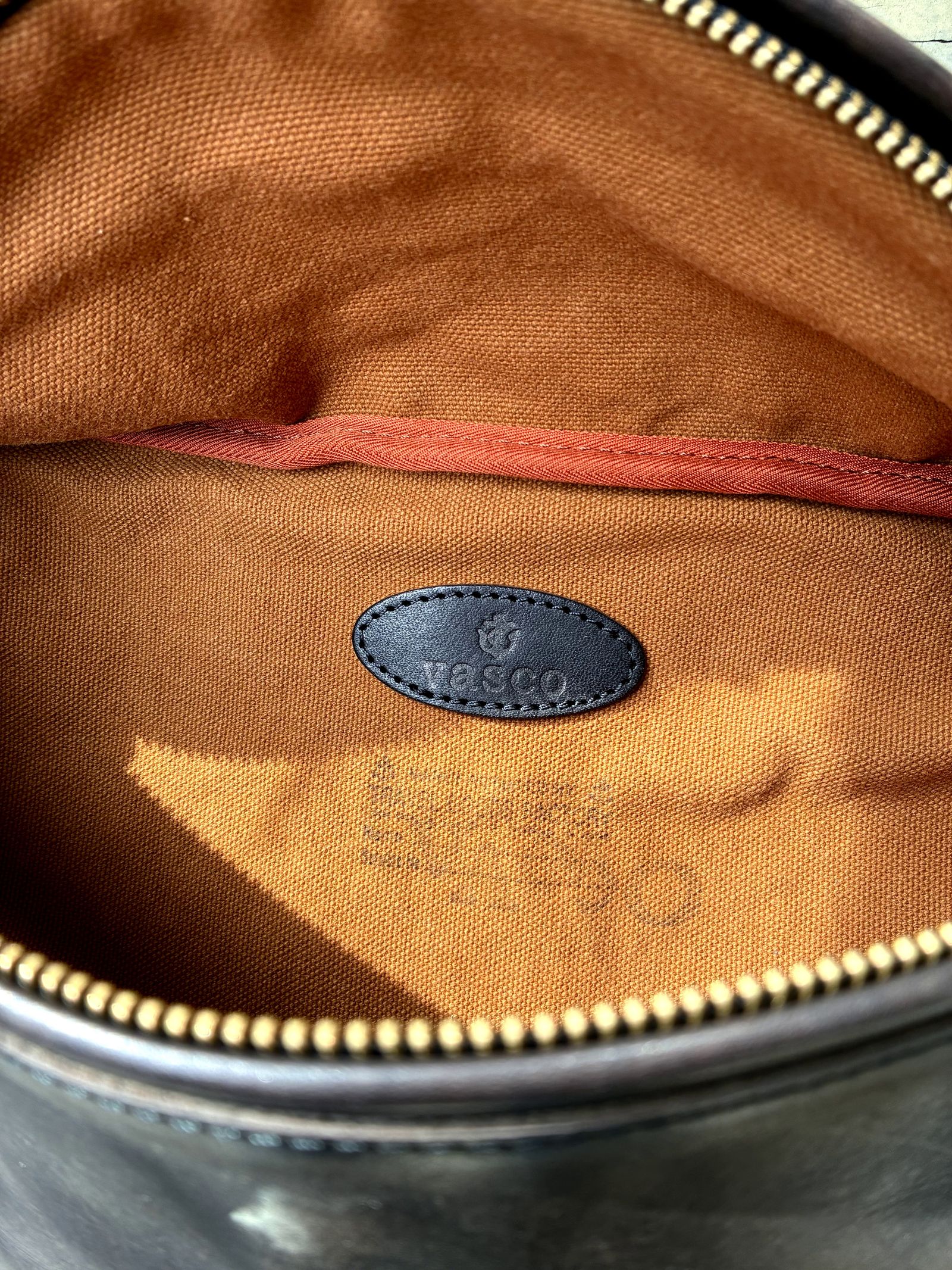 レザートラベルウエストバッグ / ポーチ / ブラック