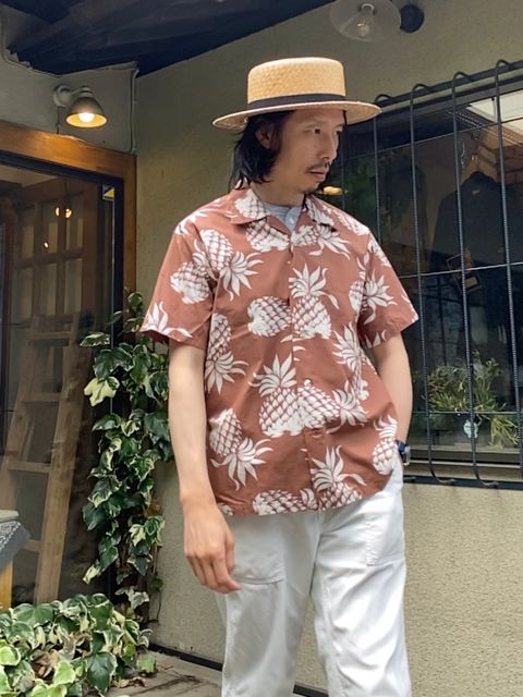 COTTON HAWAIIAN SHIRT “DUKE'S PINEAPPLE” / アロハシャツ / パイナップル柄  / ブラウン (138)