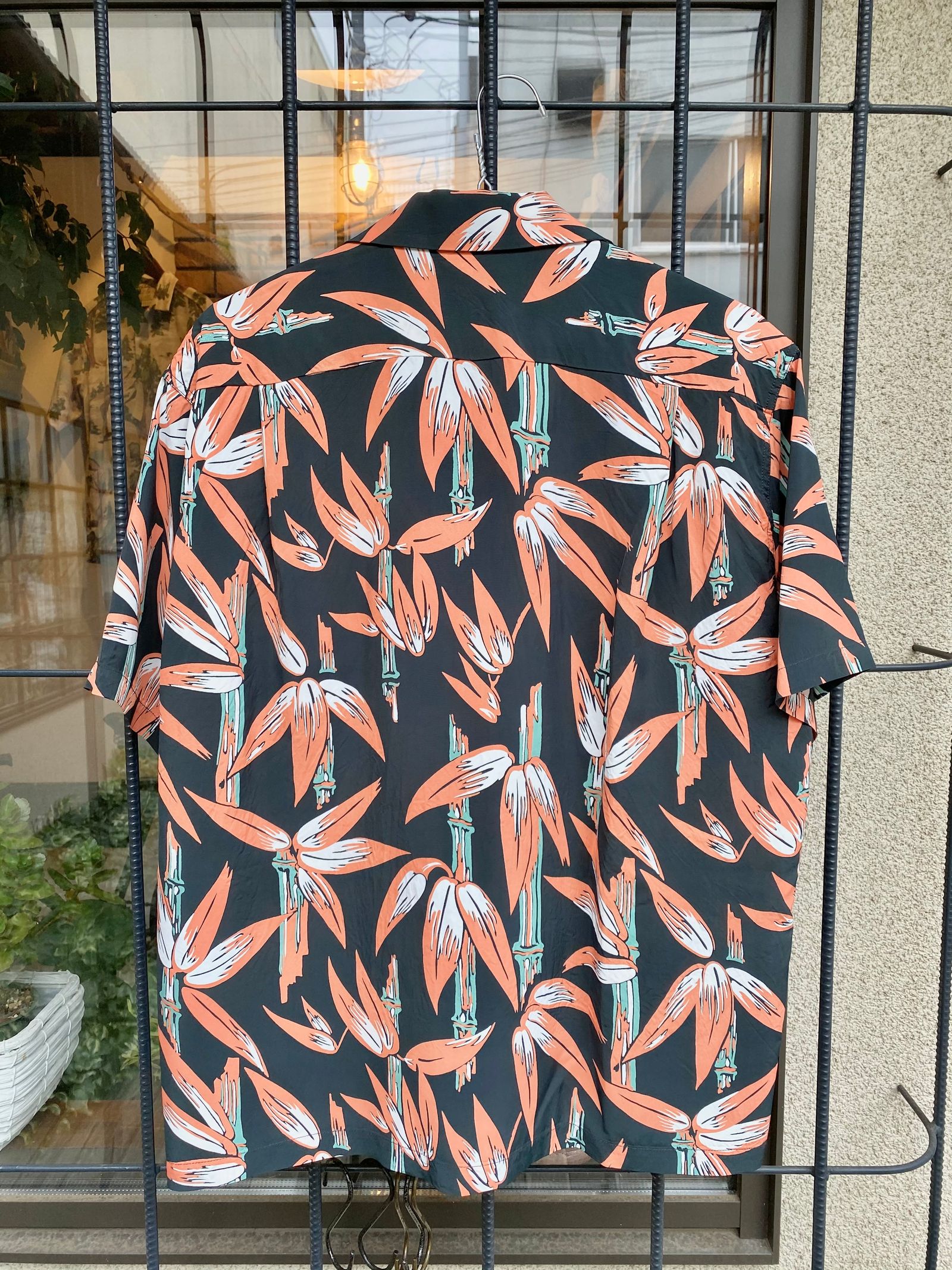サンサーフ / SUN SURF / アロハシャツ / SCENERY OF BAMBOO / ブラック(119) / SS38577
