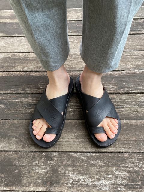 nägonstans 配っ グレー フェルト サンダル(23cm)