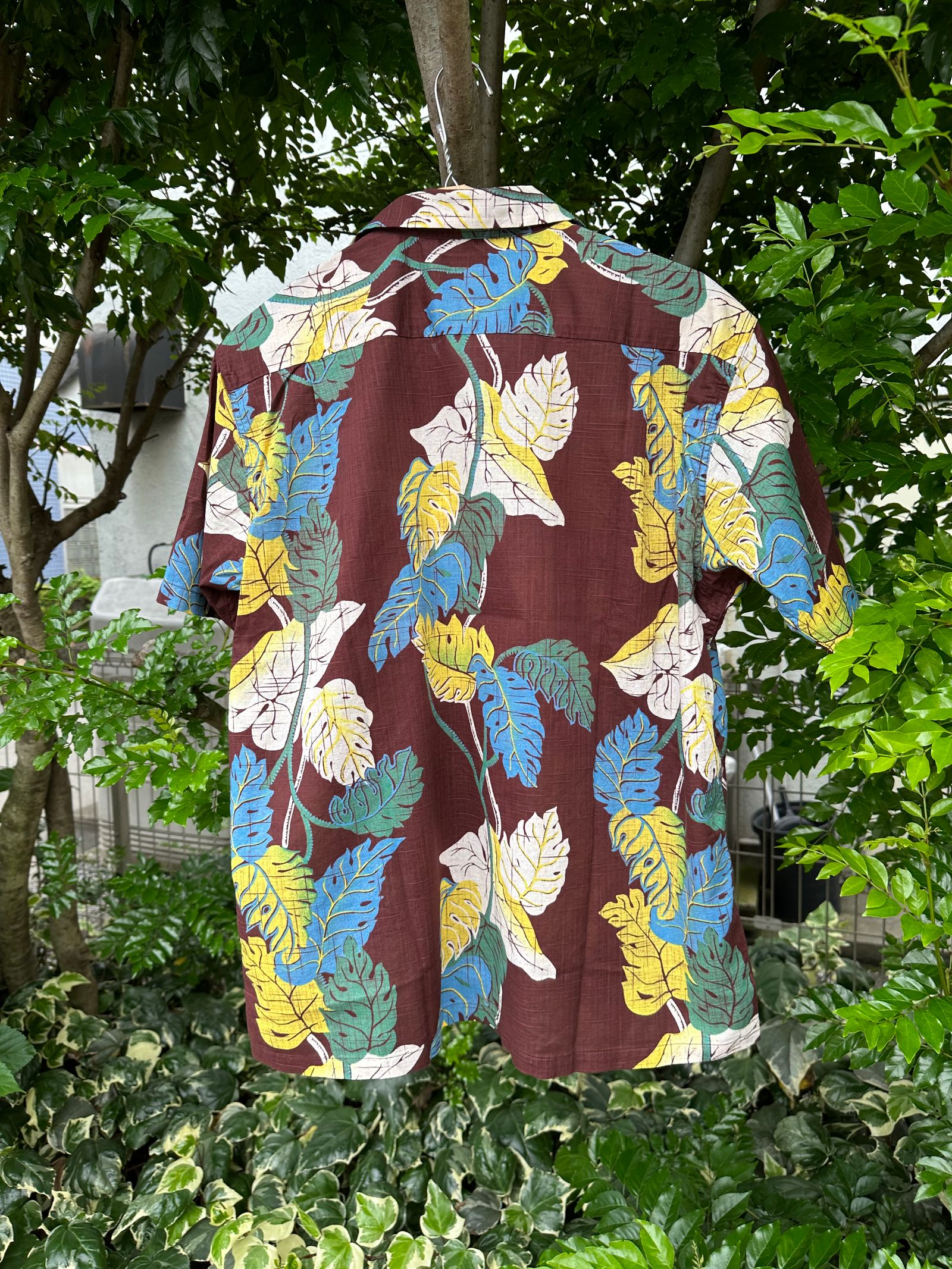 ALOHA SHIRT / “MONSTERA” / コットンリネン / 半袖オープンシャツ / モンステラ / アロハシャツ / ハワイアン / DK39093 / ブラウン(138)