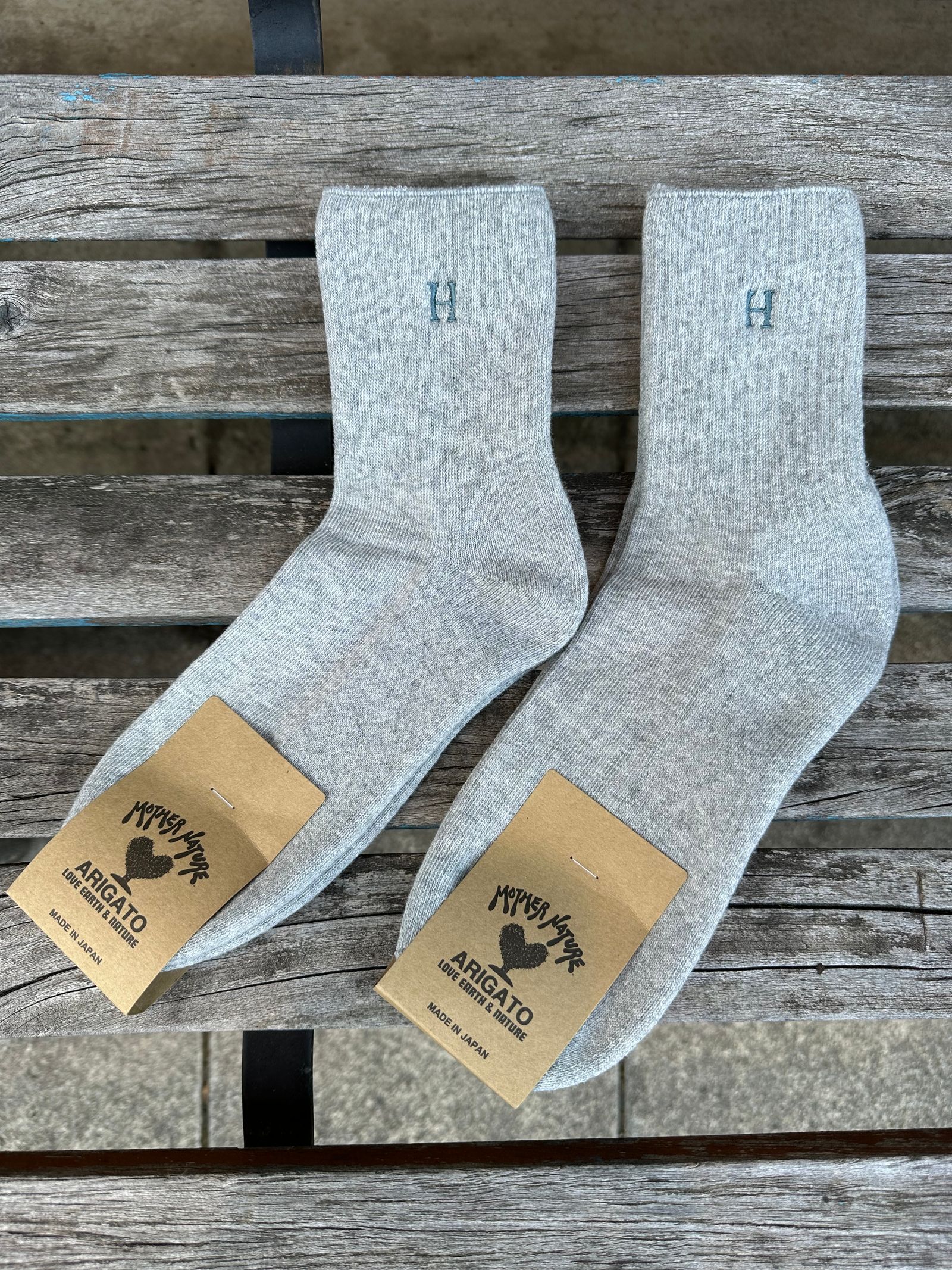 Hエンブロイダリー パイルショート ソックス / H刺繍 / 靴下 / GREY / グレー