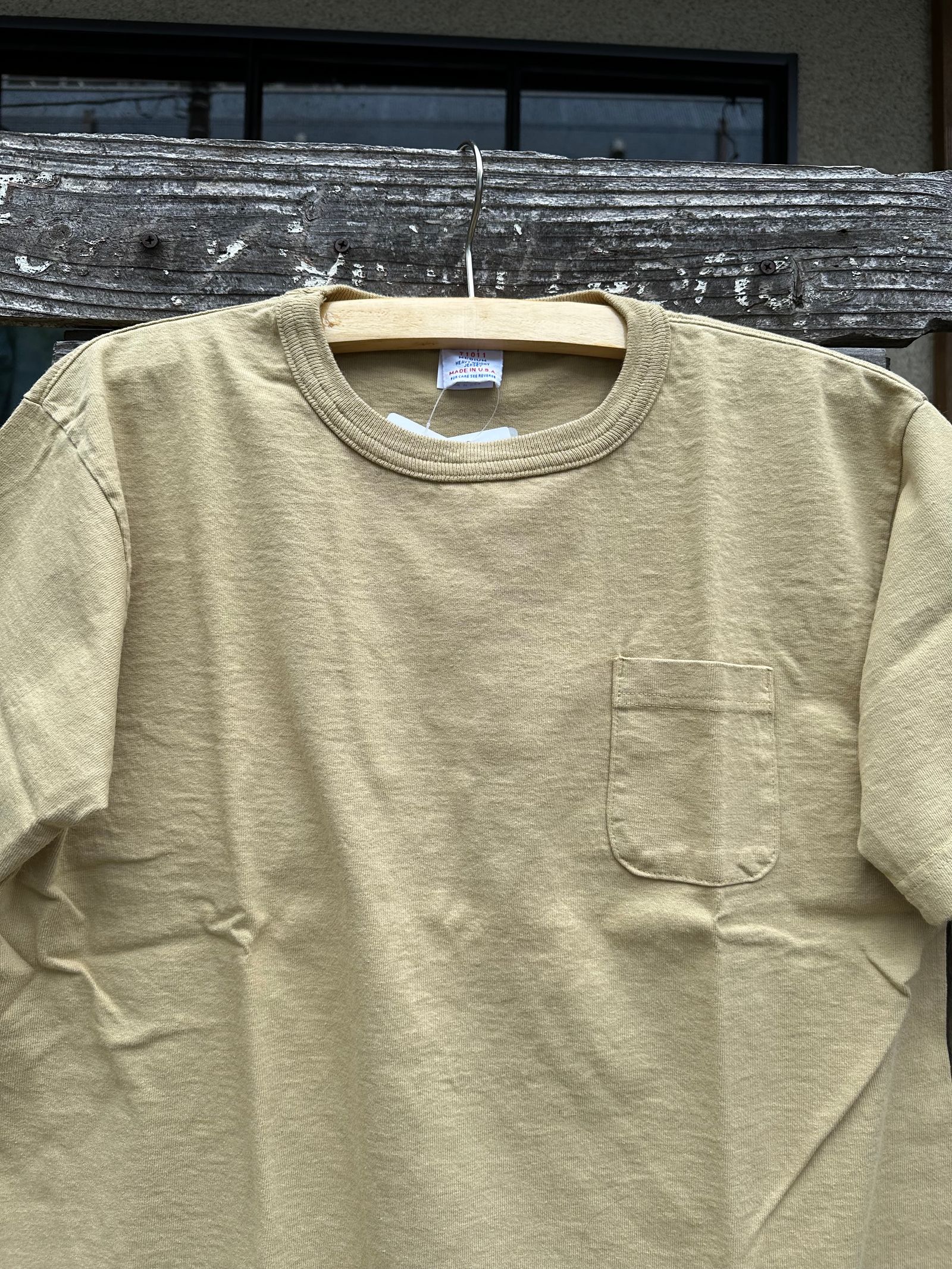 T1011 / ティーテンイレブン / ショートスリーブポケットTシャツ / MADE IN USA / ベージュ / デッドストック