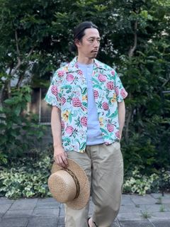 ALOHA SHIRTS “ ISLAND FEELING ”  /半袖レーヨンシャツ / アロハシャツ / ハワイアン / パイナップル柄 / SS39022 / オフホワイト (105)