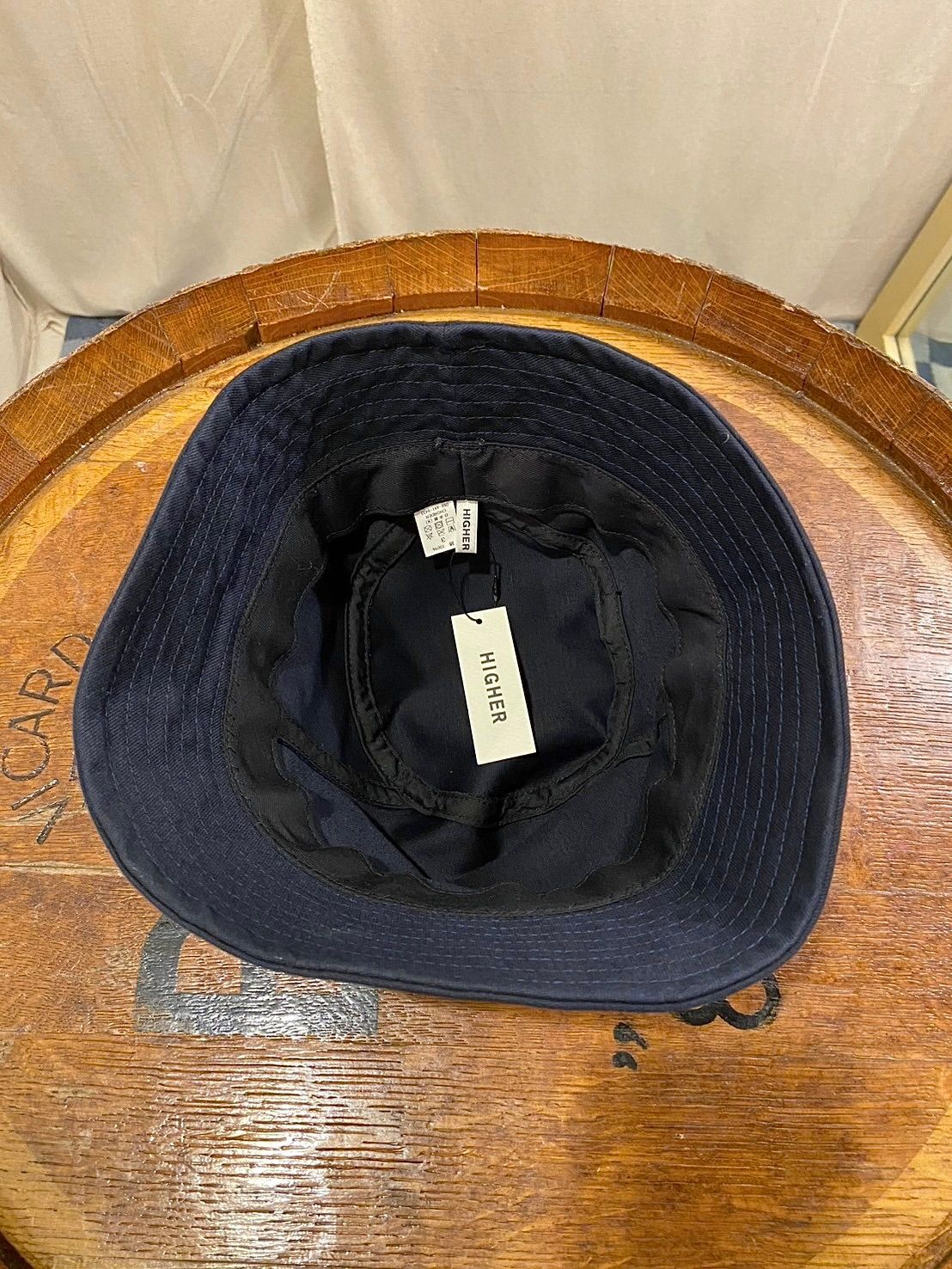 コードレーンスタンプハット / ネイビー/ ハイアー