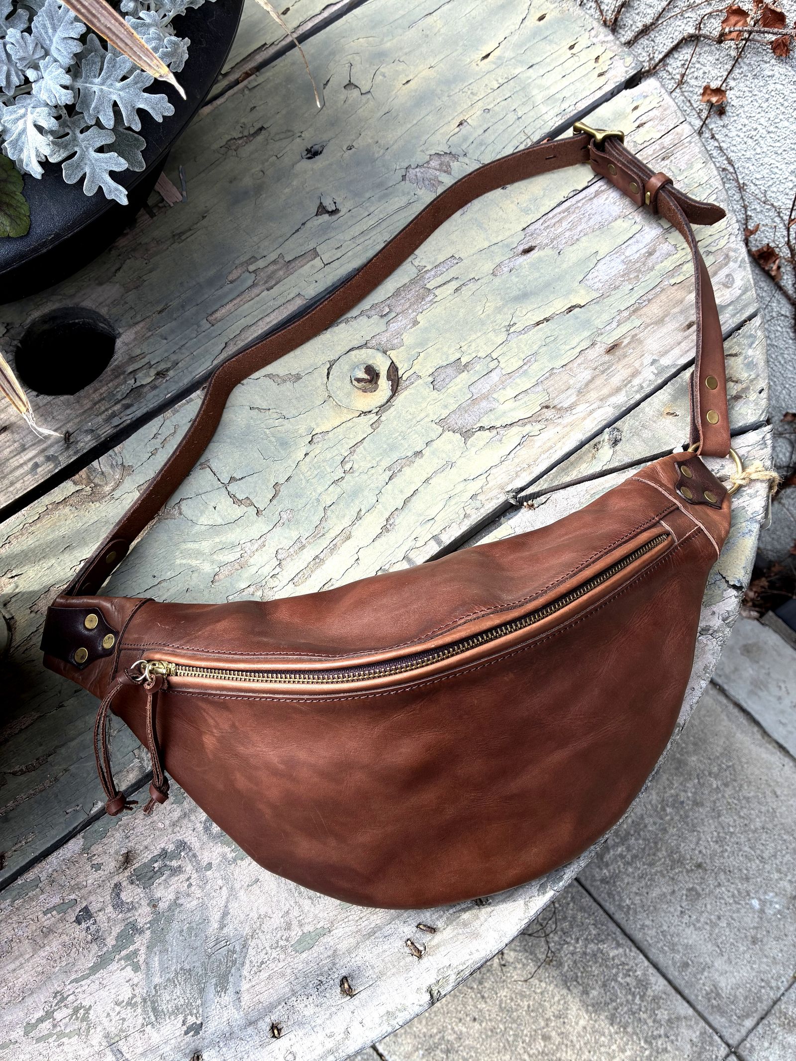 レザートラベルウエストバッグ / ポーチ / ブラウン