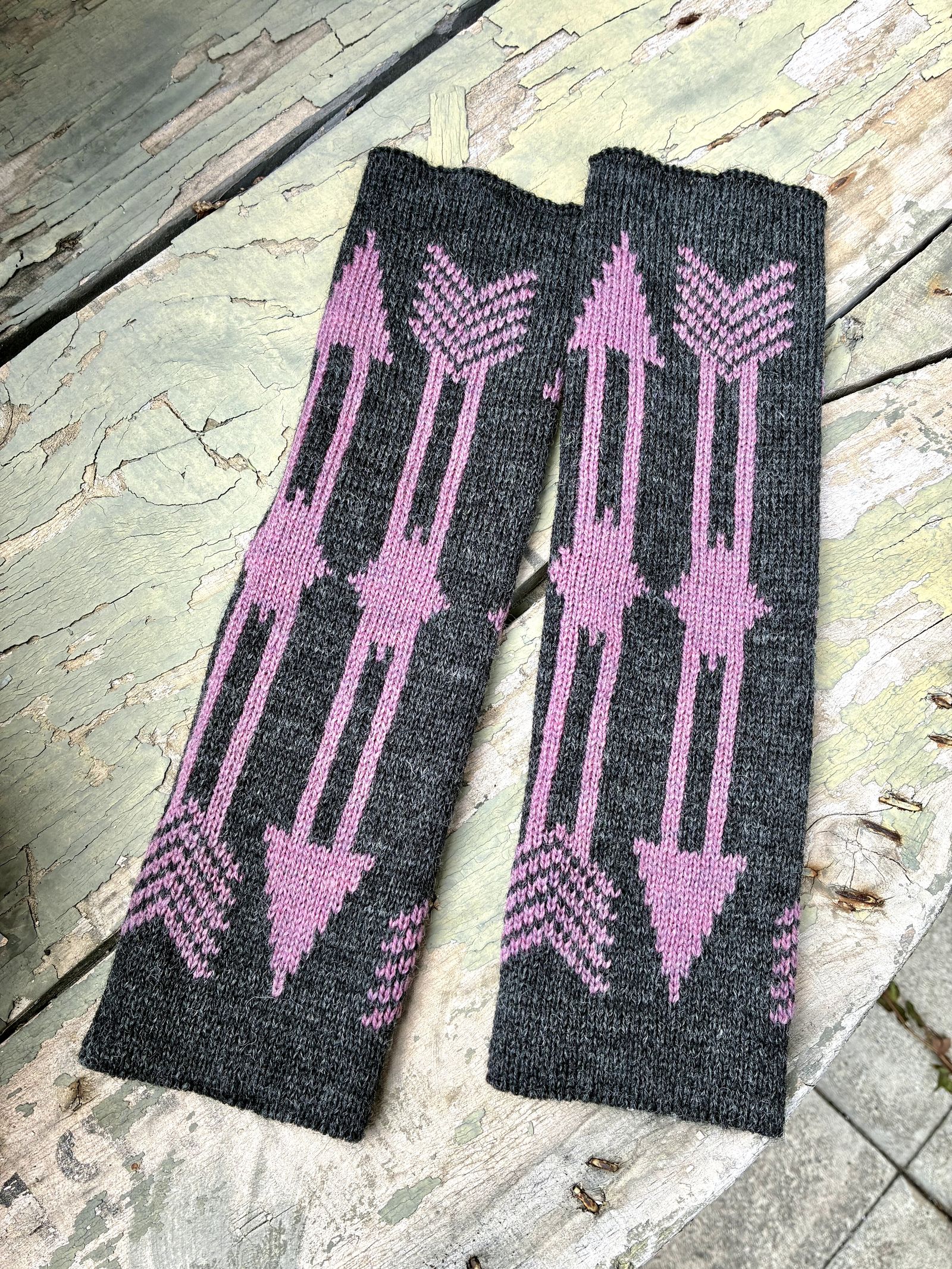 Nasngwam. × HIGHLAND2000 / ARROW GUARD / チャコール