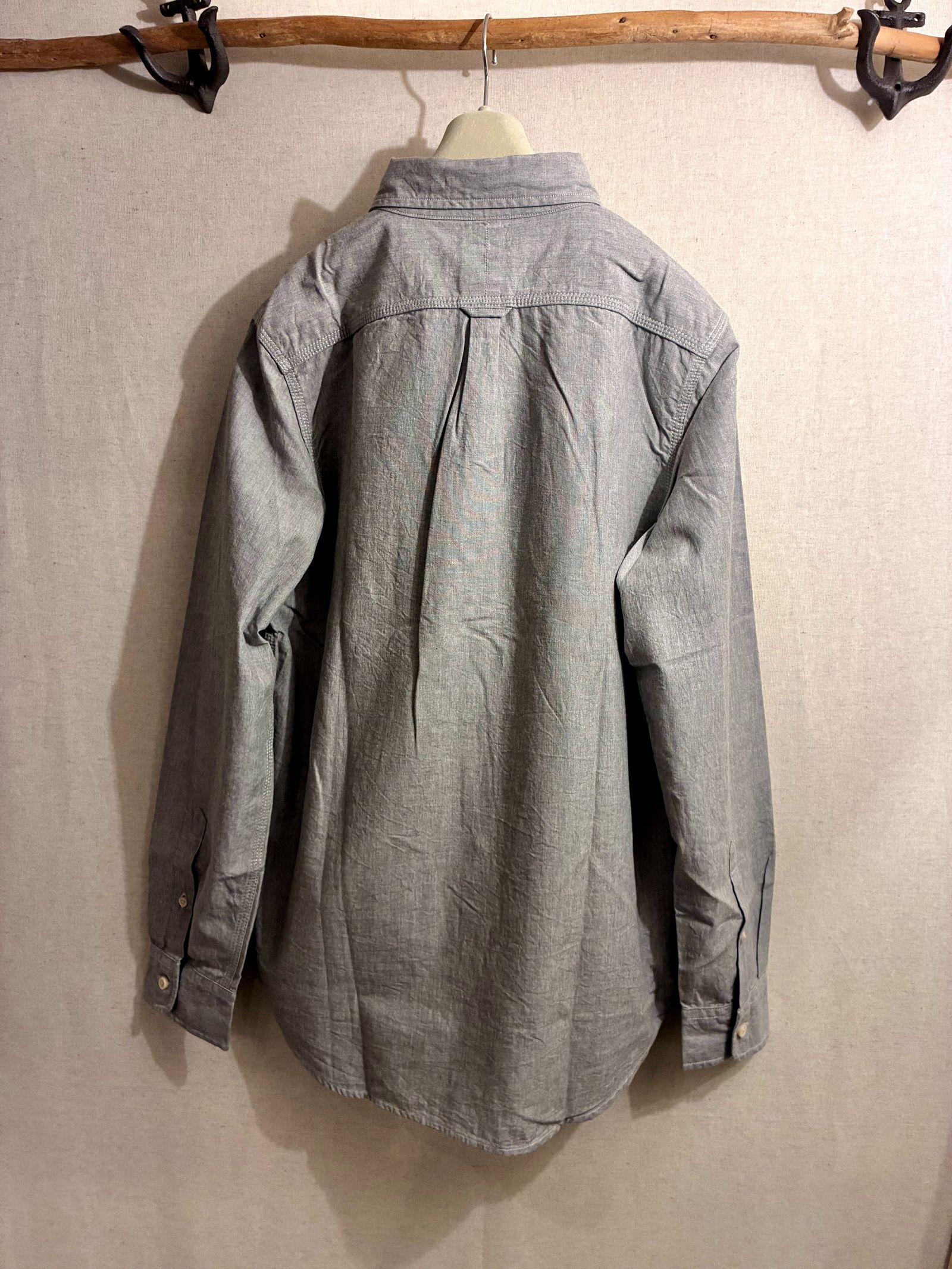 F3384 シャンブレーボタンダウンシャツ / グレー