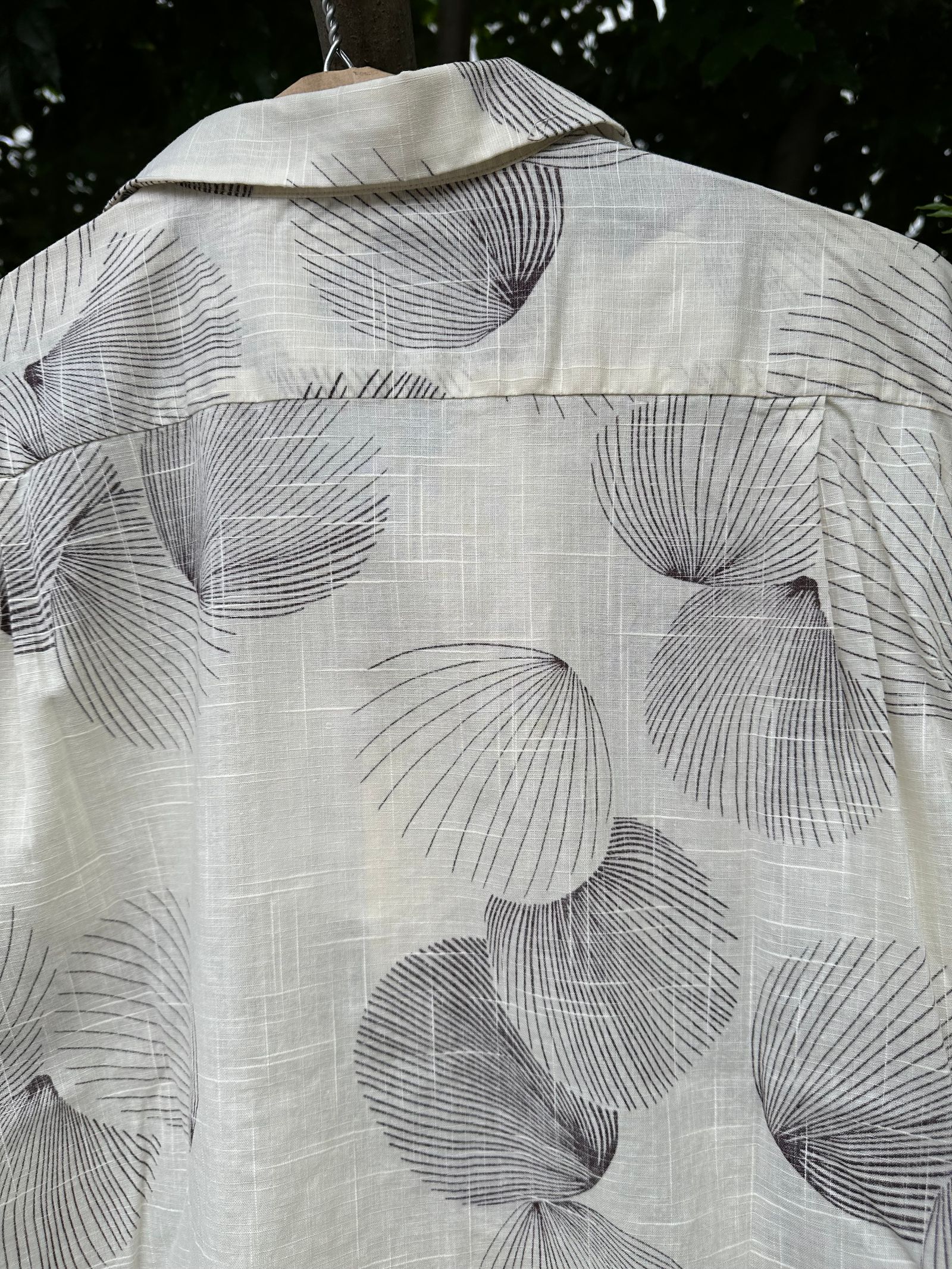 ALOHA SHIRT / “DUKE’S SHELL” / コットンリネン / 半袖オープンシャツ / 貝殻 / シェル柄 / アロハシャツ / ハワイアン / DK39094 / オフホワイト(105)