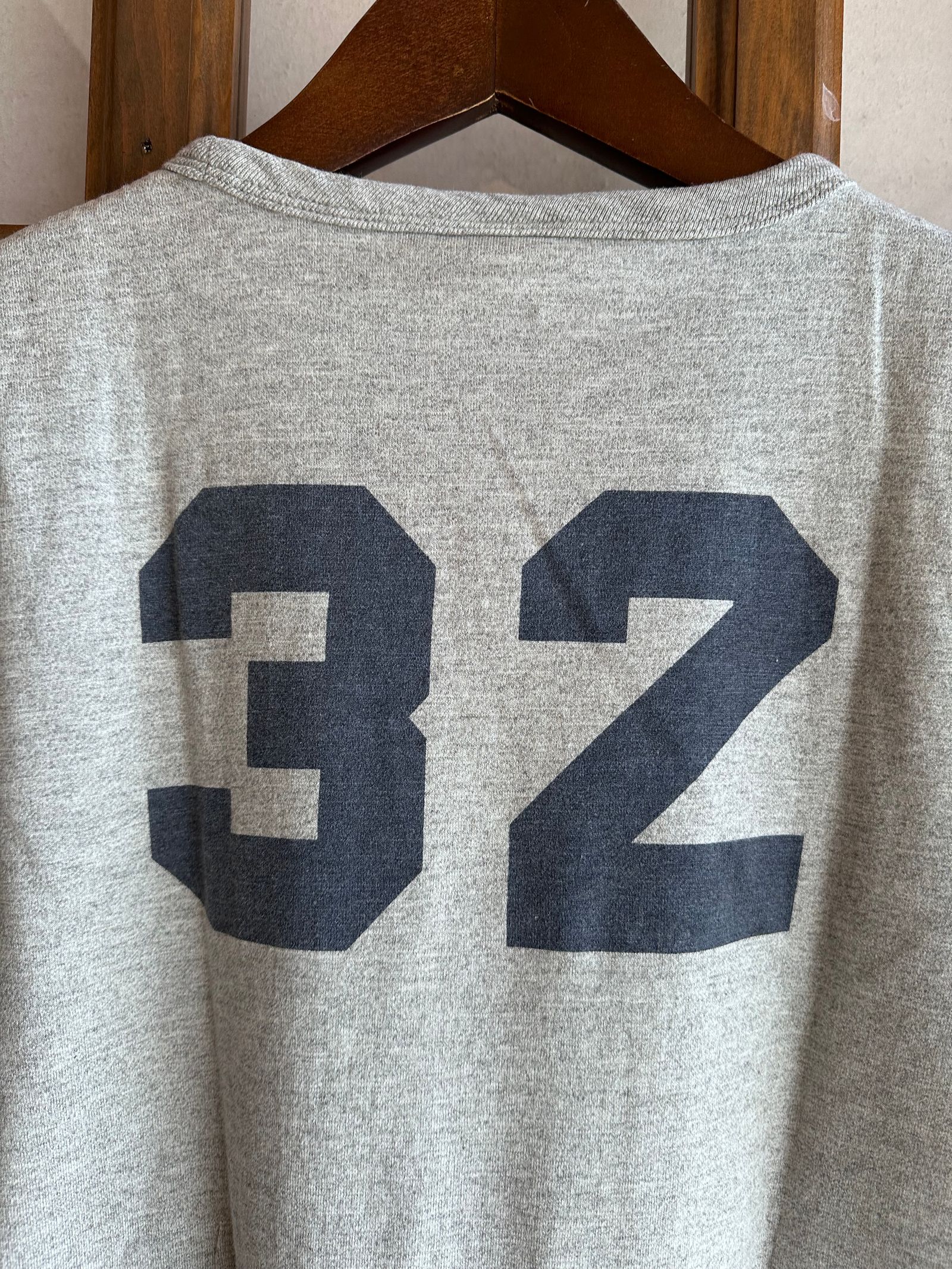 ロチェスター / ナンバリングTシャツ 32 / オックスフォードグレー