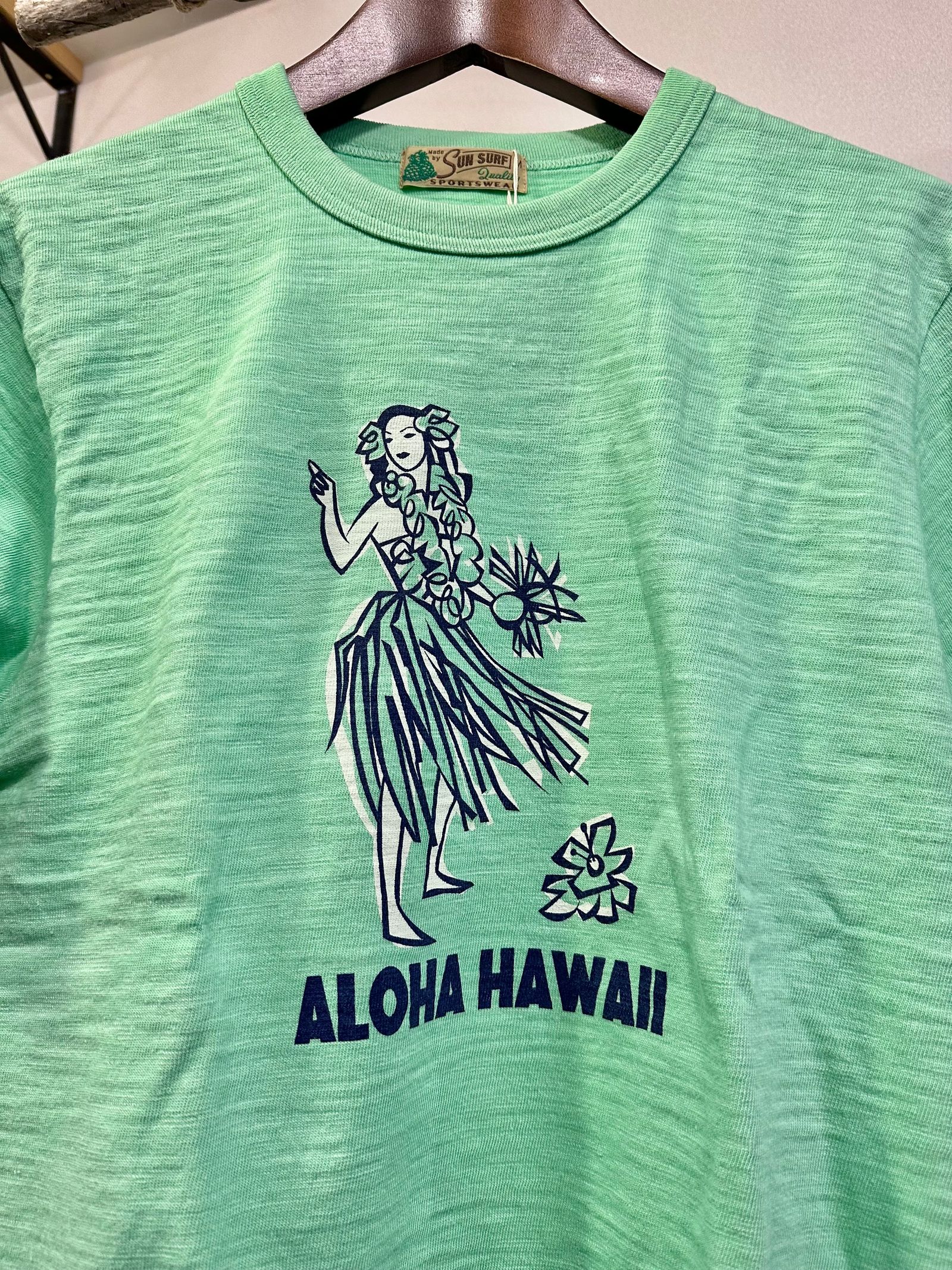 SS78675 / LADY DANCING HULA / ハワイアンフラTシャツ / グリーン