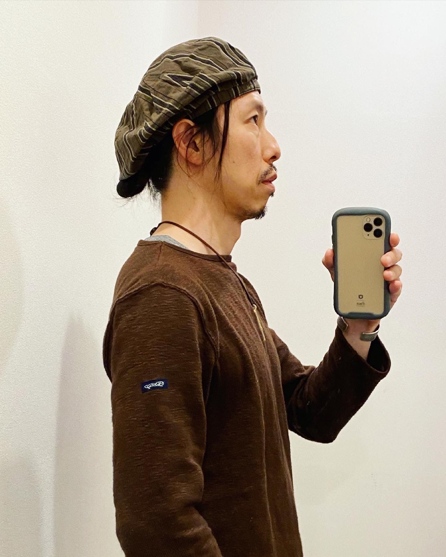 ウォッシュドストライプワイドベレー / BROWN
