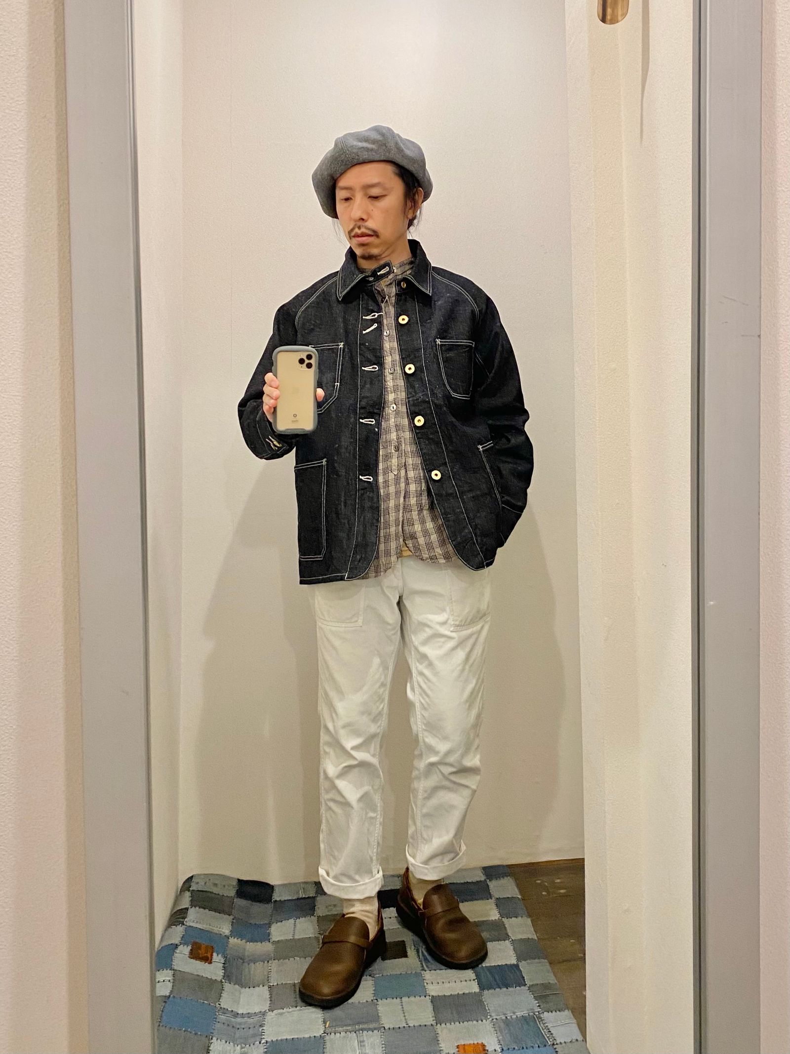 STYLE NO. 2「ヘンプ、リネンと春らしい素材を使用しながらも、活用時期の長いコーディネートに」