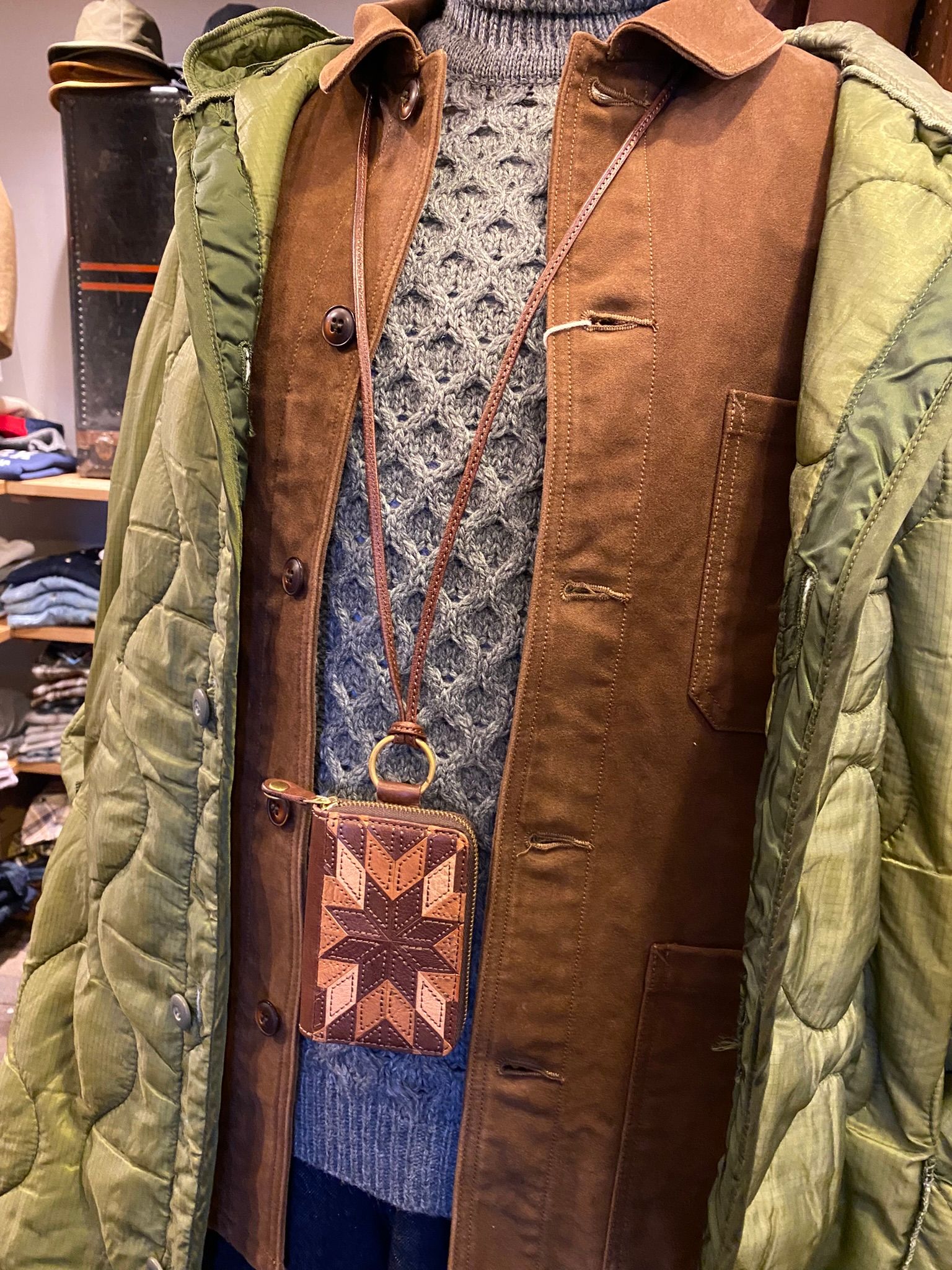 NECK LACE LONESTAR WALLET / BROWN