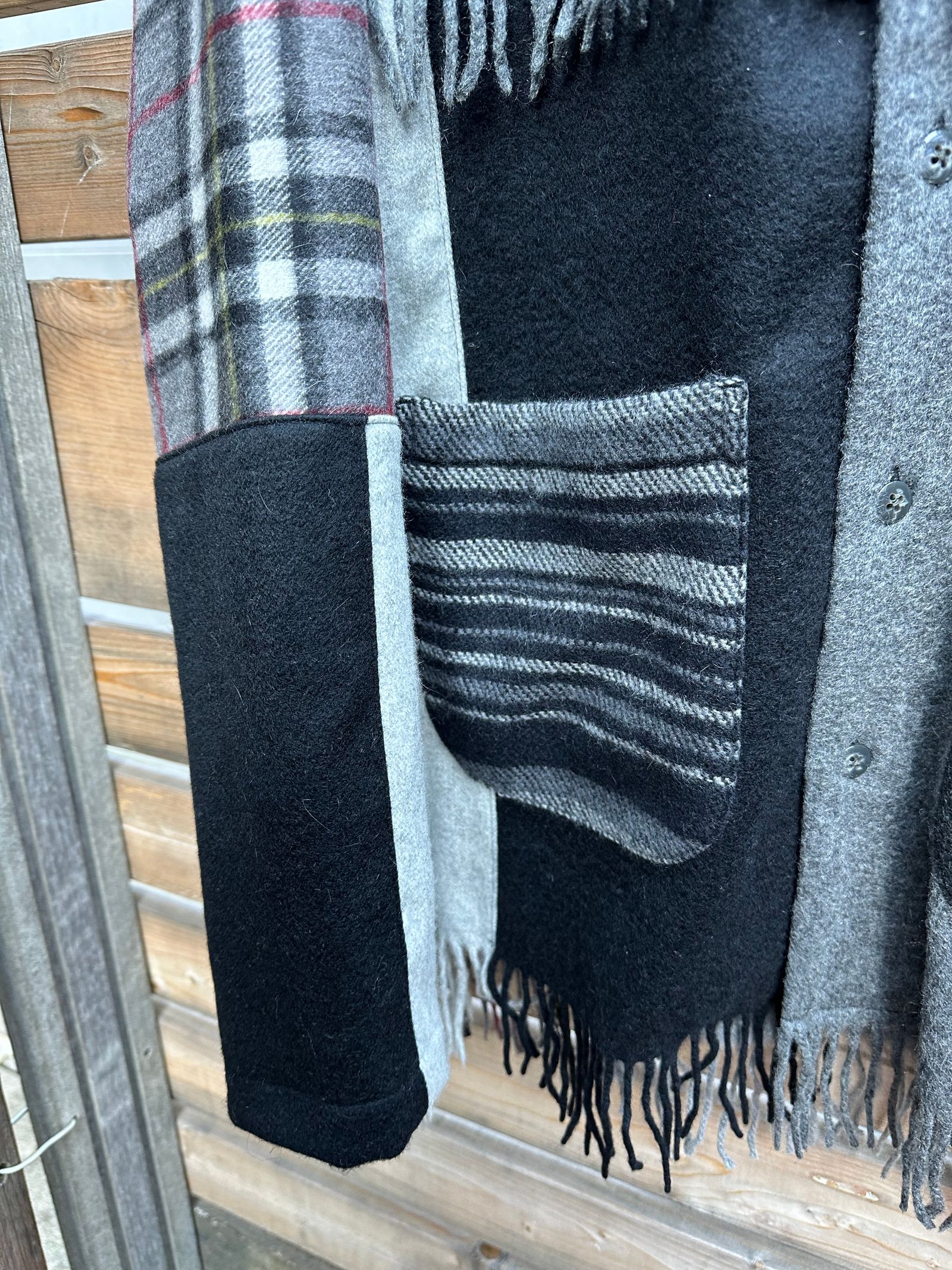 EDGE CARDIGAN / カシミヤマフラーリメイクカーディガン / ブラック①