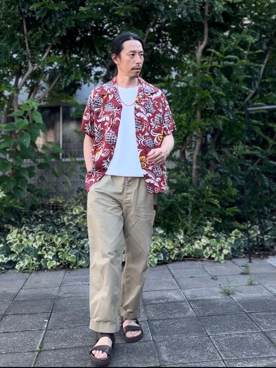 ALOHA SHIRTS “ ISLAND FEELING ”  /半袖レーヨンシャツ / アロハシャツ / ハワイアン / パイナップル柄 / SS39022 / ブラウン (138)