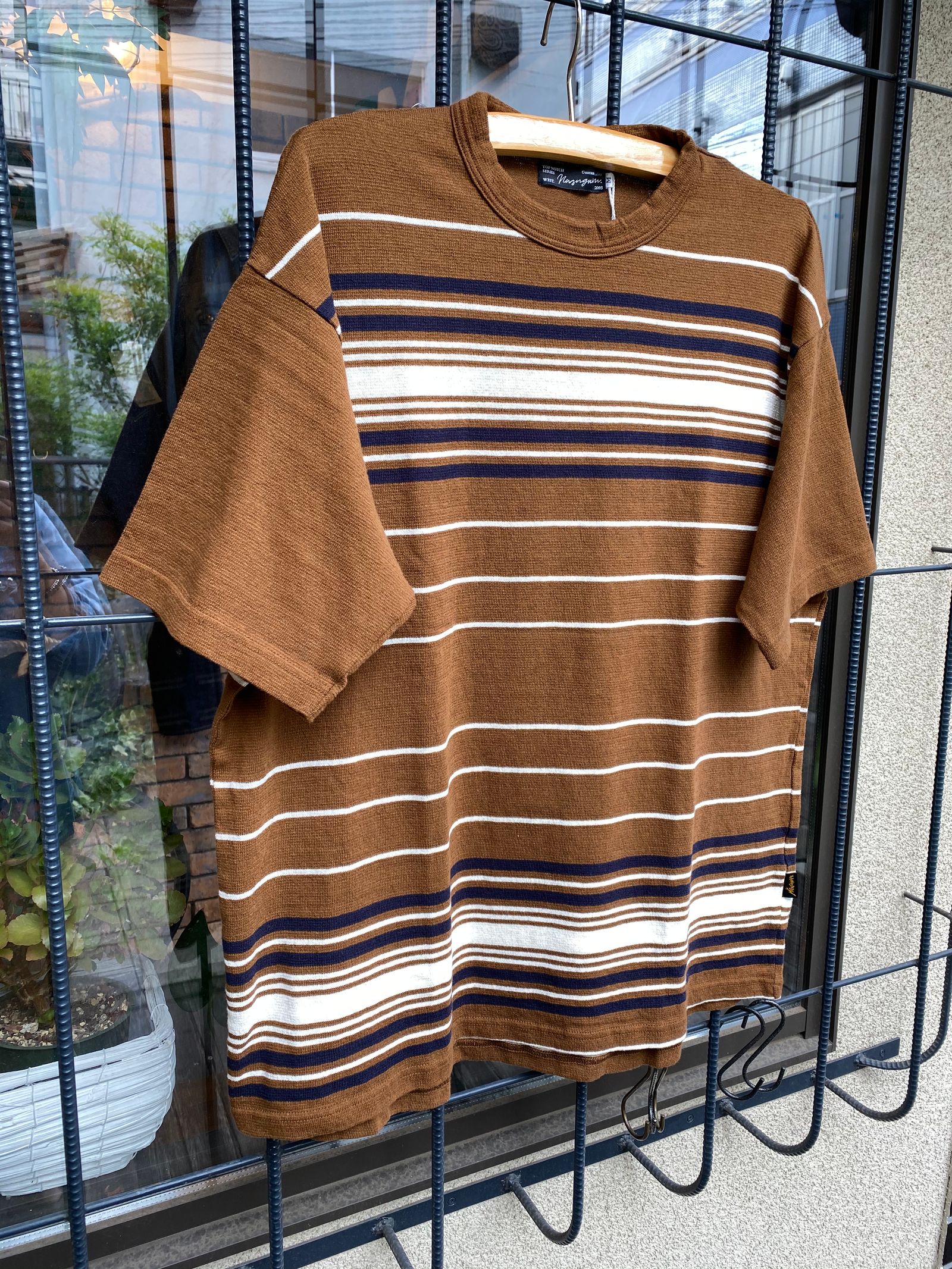 ナスングワム / Nasngwam/ THE WAVE TEE