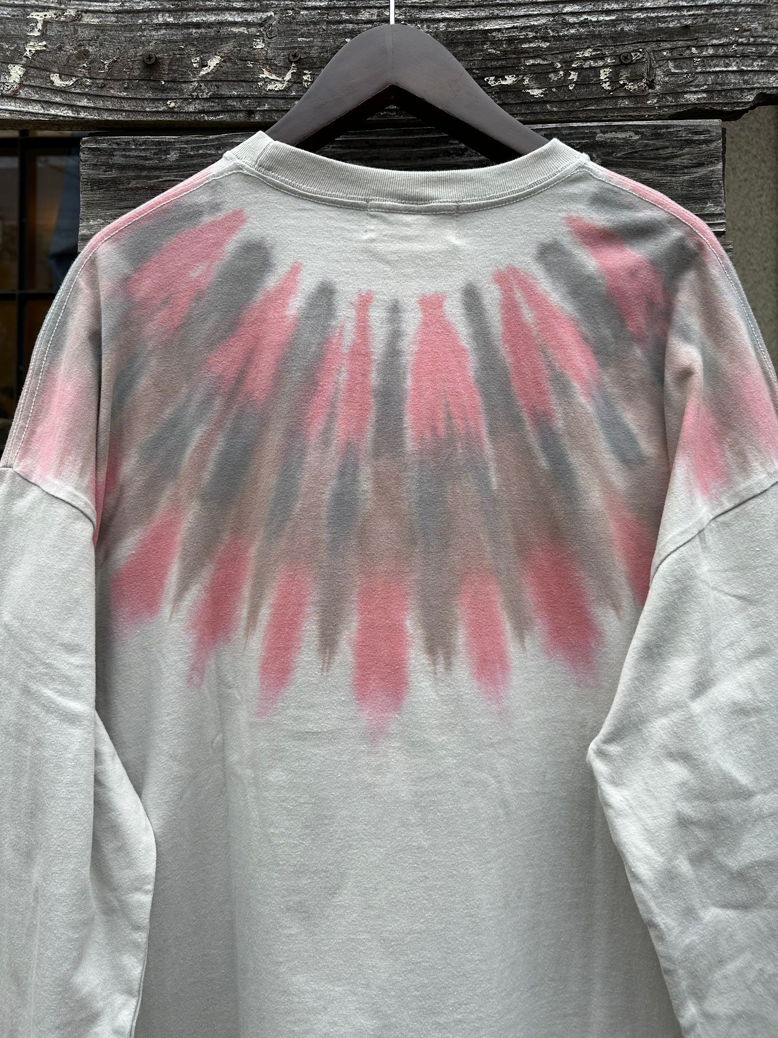 Nasngwam.×JAVARA / FEATHER L/S TEE / 卯