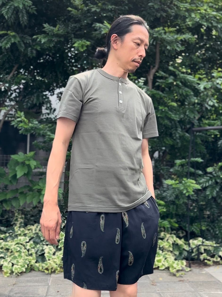 ALORE / アローレ / ヘンリーネックTシャツ / カーキ