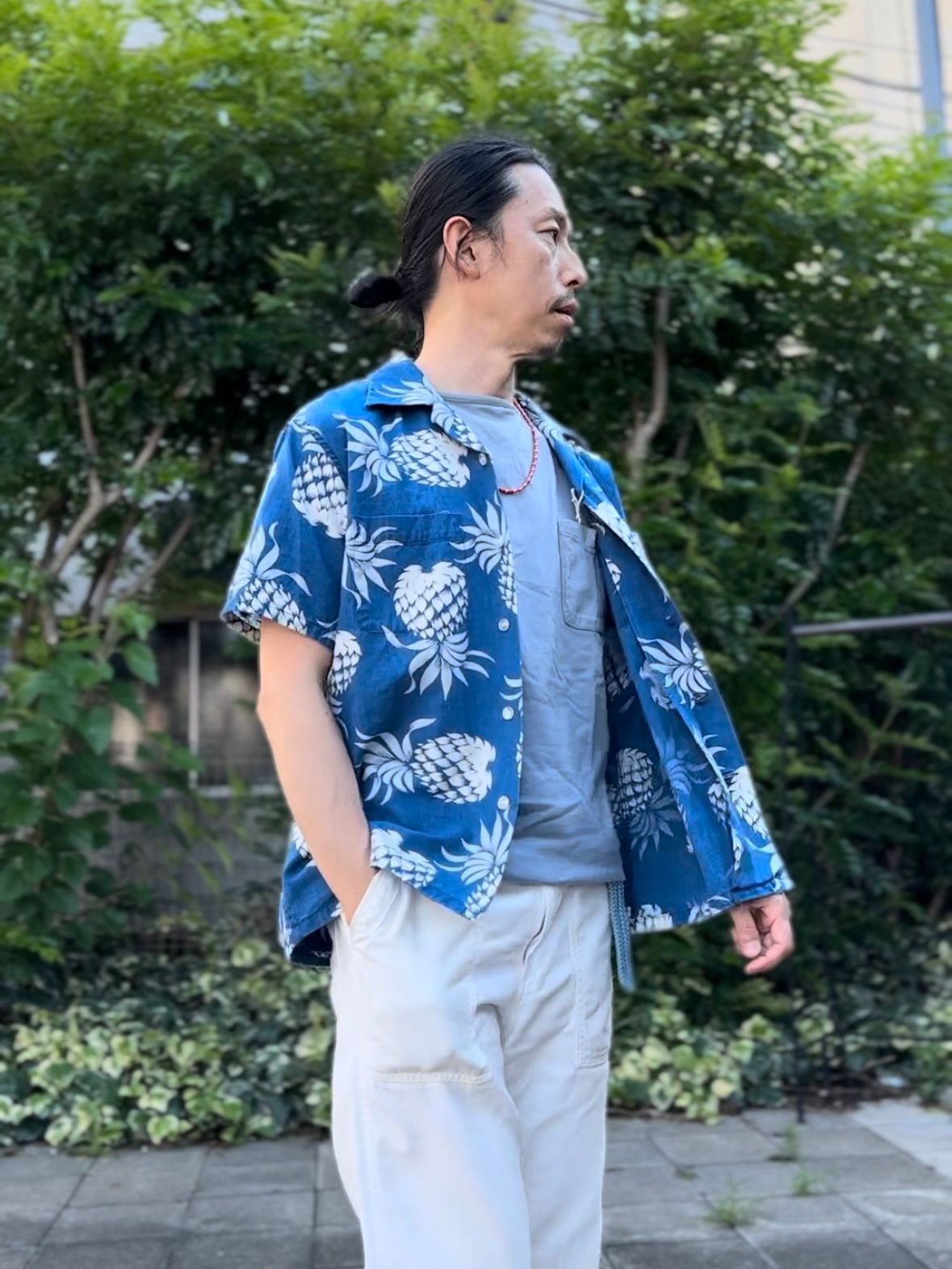 DUKE KAHANAMOKU - ALOHA SHIRT “DUKE'S PINEAPPLE ” / インディゴコットン / アロハシャツ /  ハワイアン / パイナップル柄 / DK39045 / NAVY(128) | NARO CLOTHING