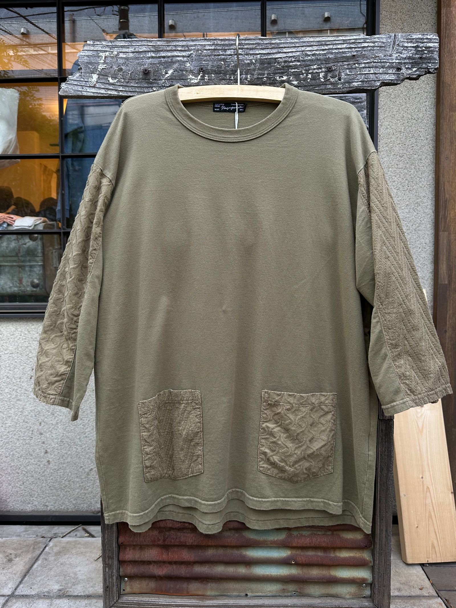 NEEDLE CUTSEW / ニードルカットソー / オリーブ