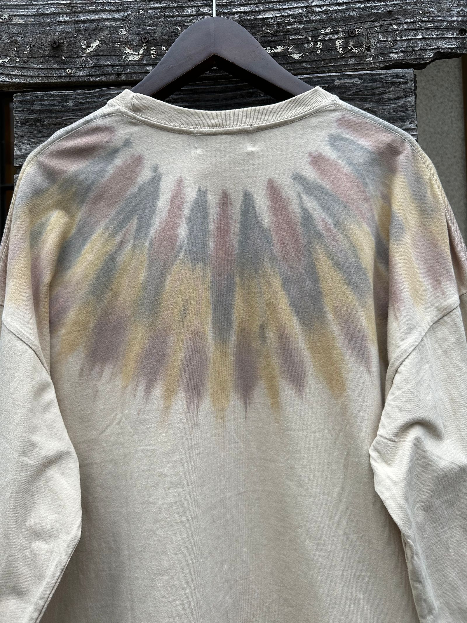Nasngwam.×JAVARA / FEATHER L/S TEE / 寅
