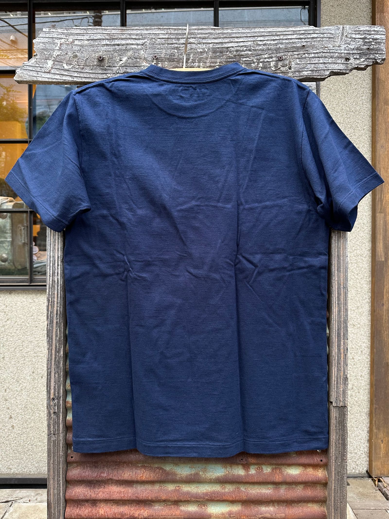 チェストラインTシャツ / ネイビー