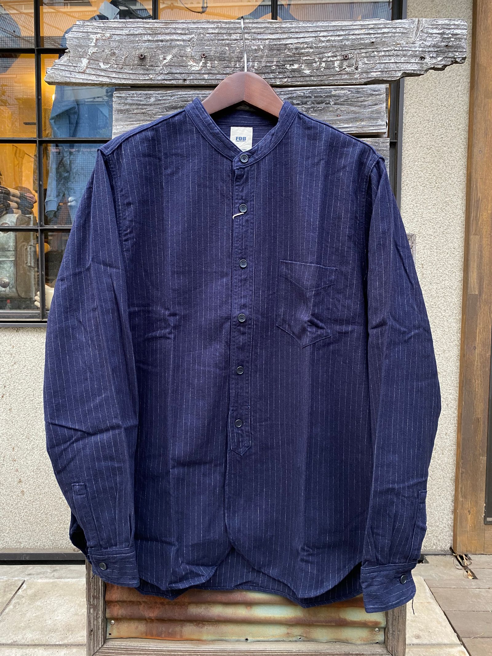 F3485 C/W STRIPE BANDCOLLAR / C/W ストライプ バンドカラー シャツ / NAVY