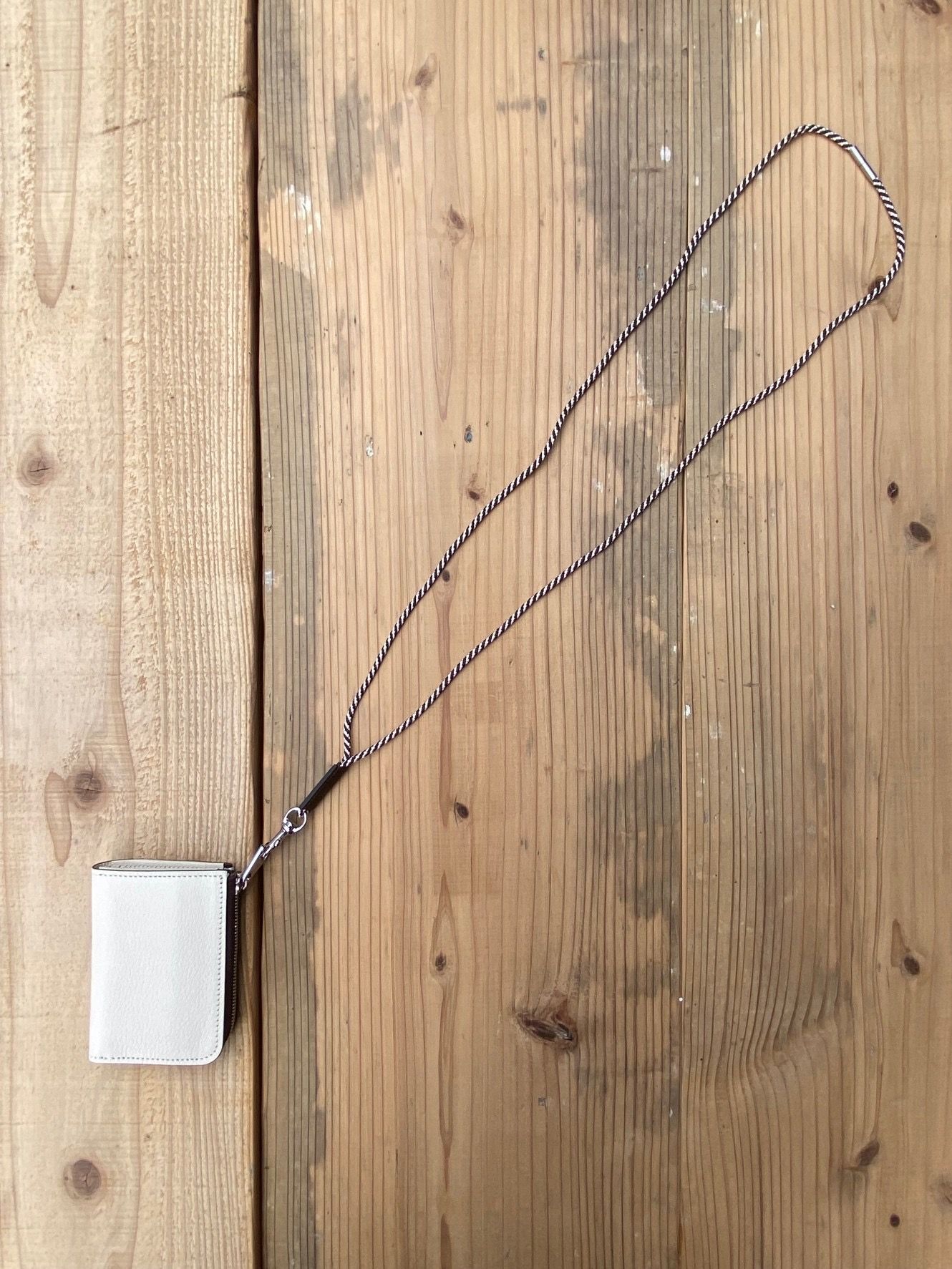 Montado Neck Mini Wallet / モンタード ネックミニウォレット / クリームⅹダークブラウン