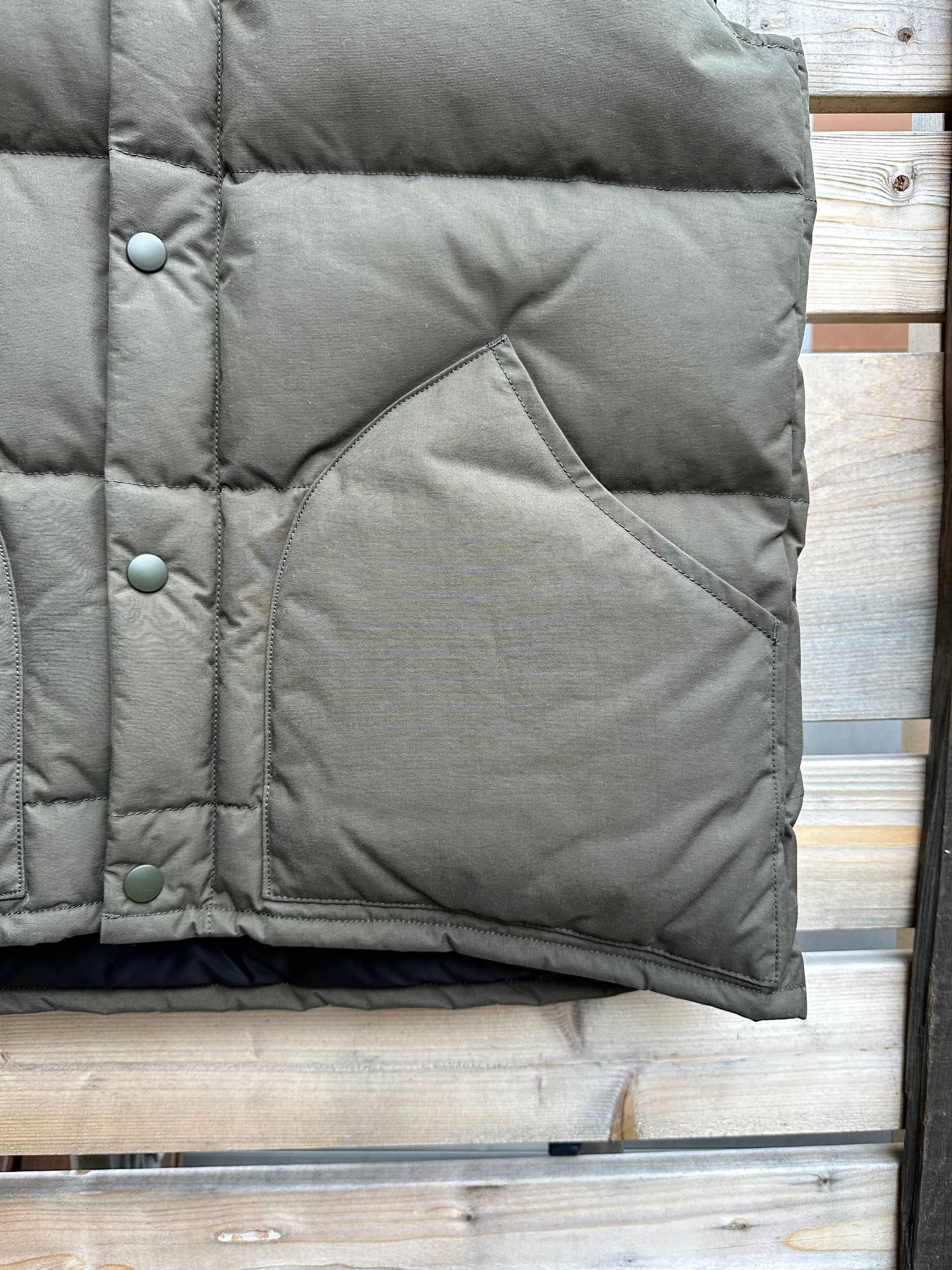 ダウンベスト / 6712 DOWN VEST / オリーブ