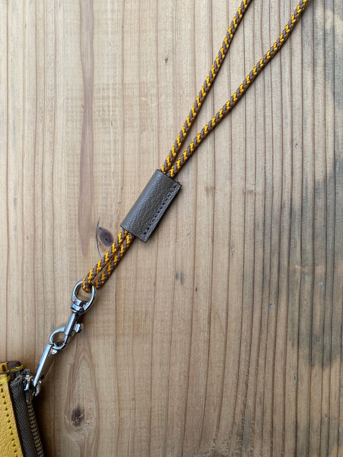 Montado Neck Mini Wallet / モンタード ネックミニウォレット / イエローⅹグレージュ