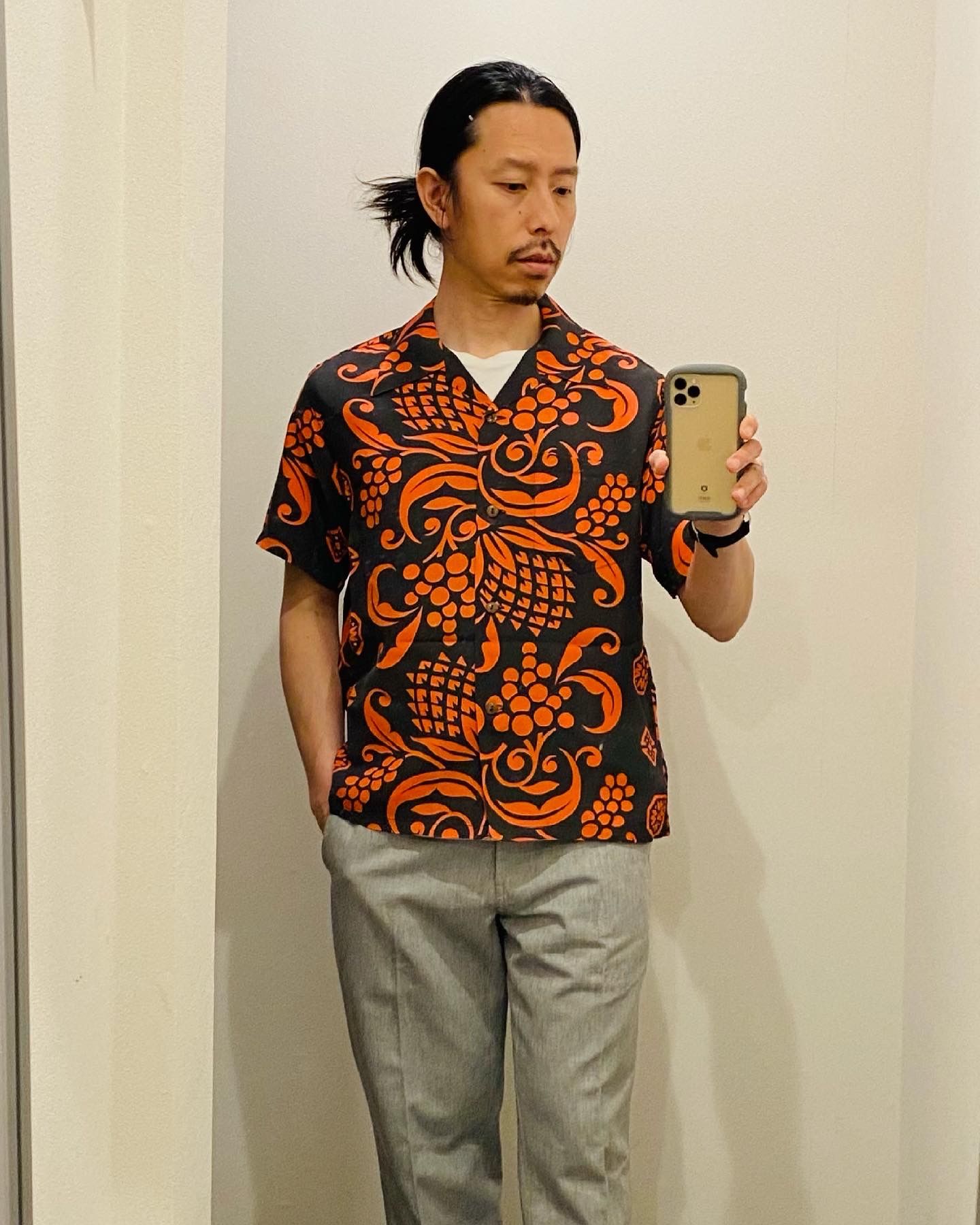 SUN SURF アロハシャツ　パレオ 柄 サンサーフ・パレオ・デザイン柄アロハシャツ SS32291