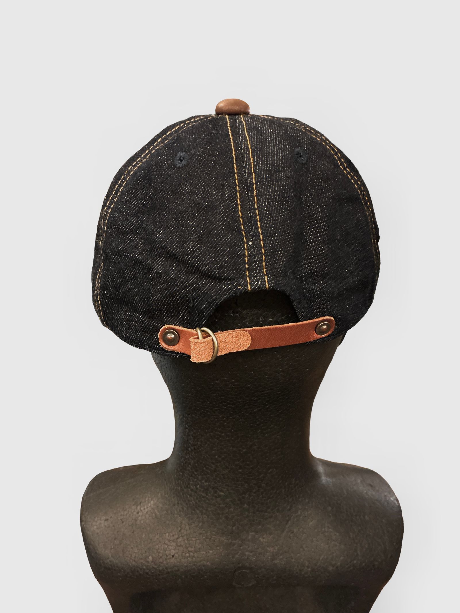 ハイアー / セルビッジデニム×レザーブリム キャップ / SELVEDGE DENIM × LEATHER BRIM