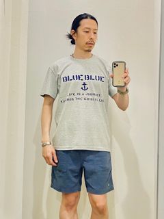 ブルーブルー / BLUE BLUE / ステンシル BLUE BLUE Tシャツ グレー