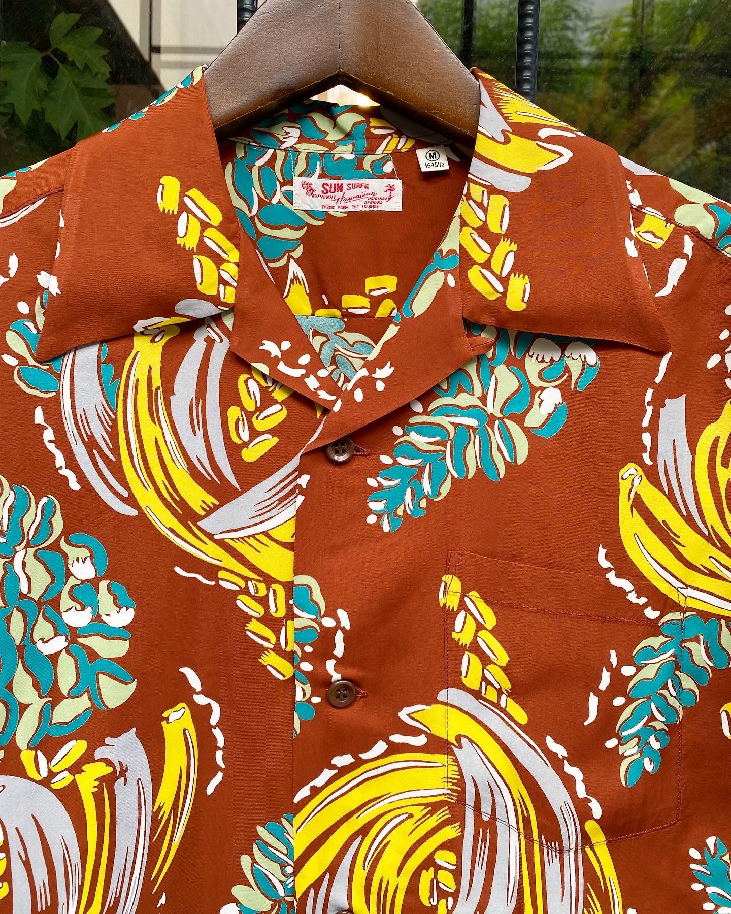 SUN SURF - ALOHA SHIRTS “BANANA HARVEST”/ 半袖レーヨンシャツ