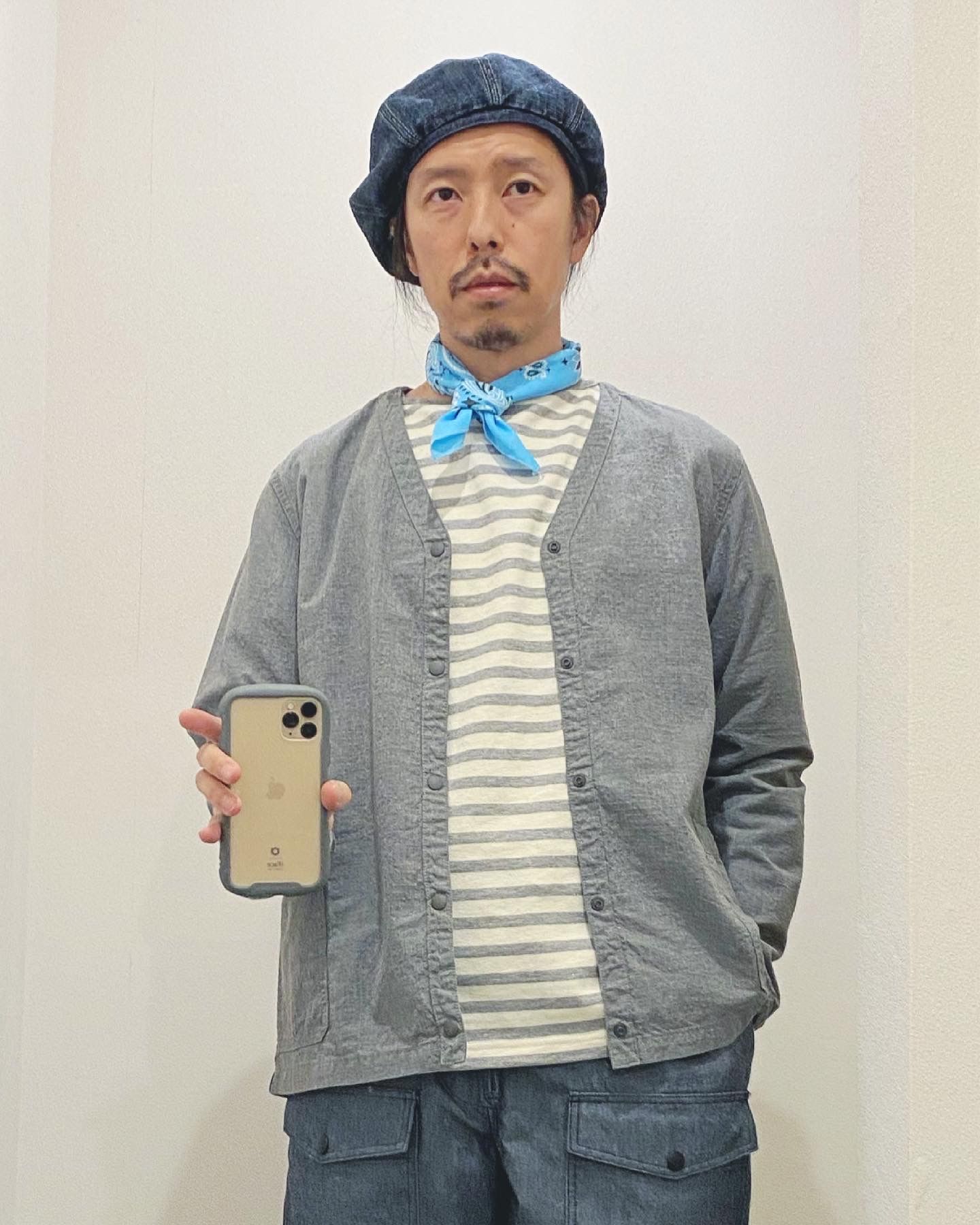STYLE NO. 3「個性的なパンツを使用しつつも、春らしい淡い配色で爽やかに♪」
