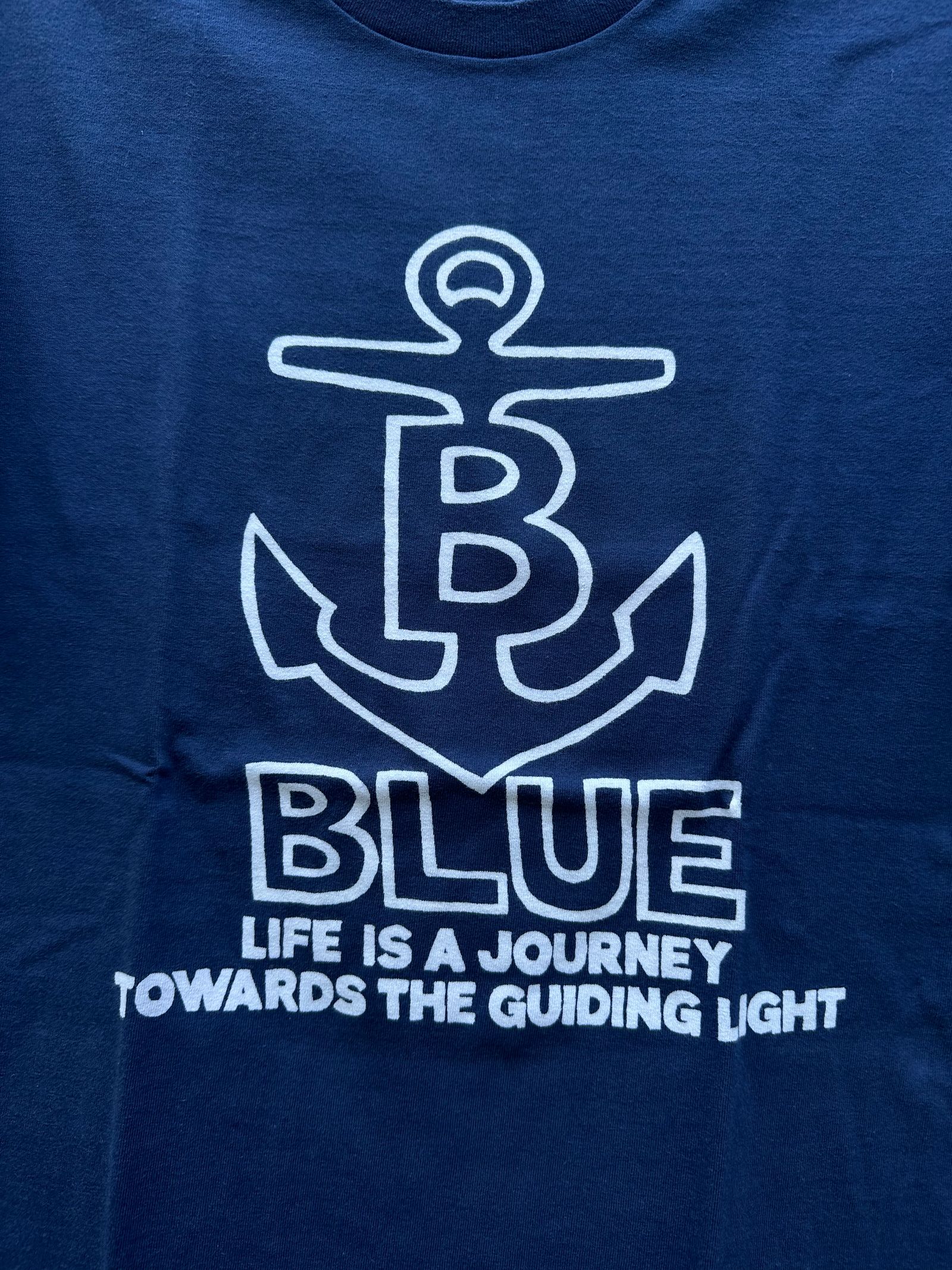 B ANCHOR LIFE IS A JOURNEY Tシャツ / ネイビー