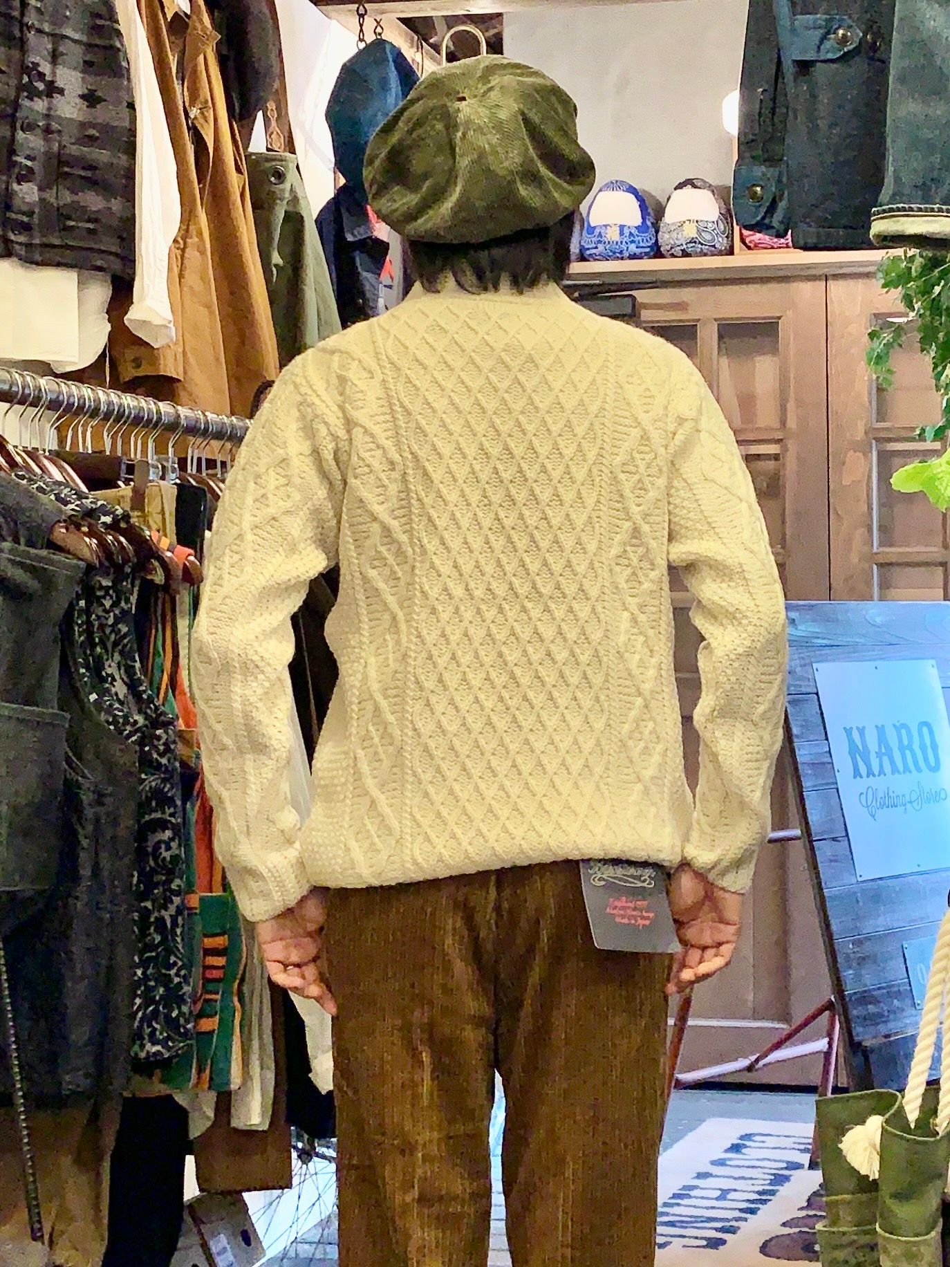 ARAN WOOLLEN MILLS / アランウーレンミルズ / ボタンハイネックアランセーター / ナチュラル