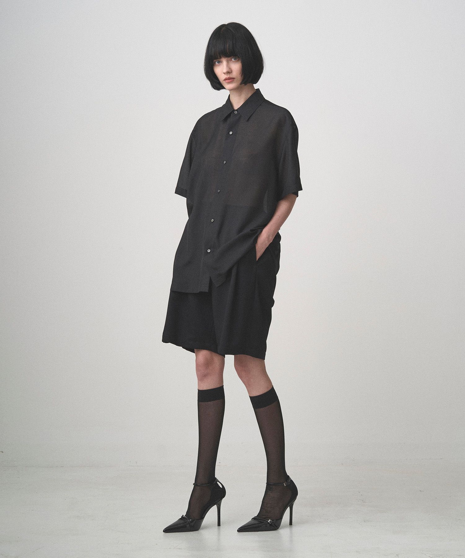 SHEER LIGHT S/S SHIRT（BLACK）