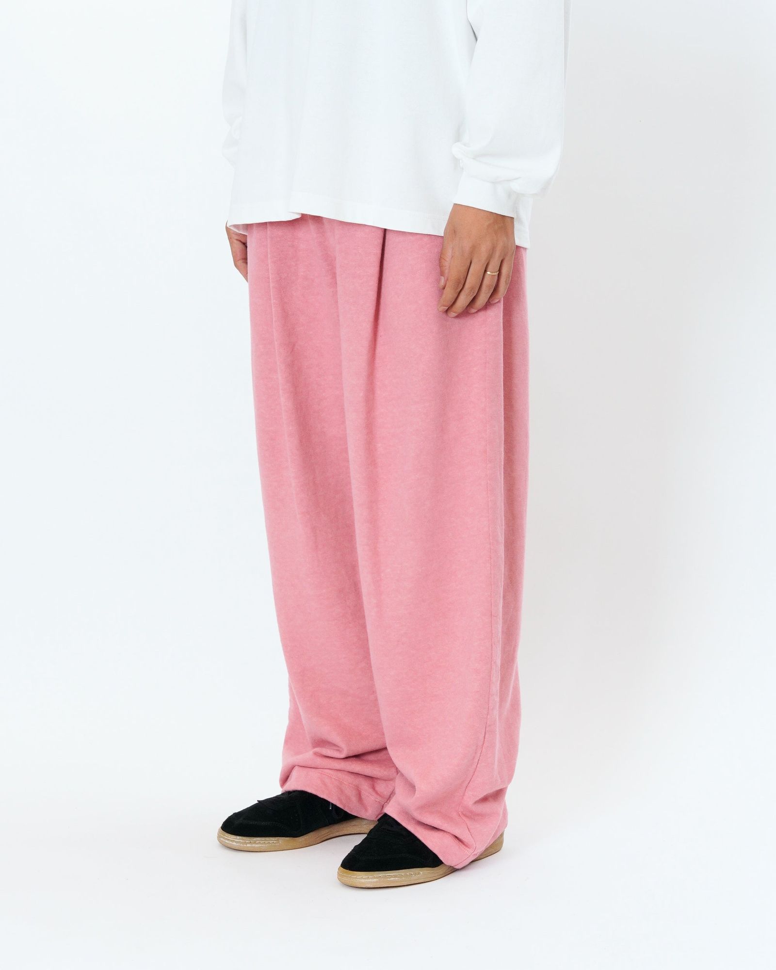 UNIVERSAL PRODUCTS(ユニバーサルプロダクツ)PHATEE HEMP SWEAT TROUSERS