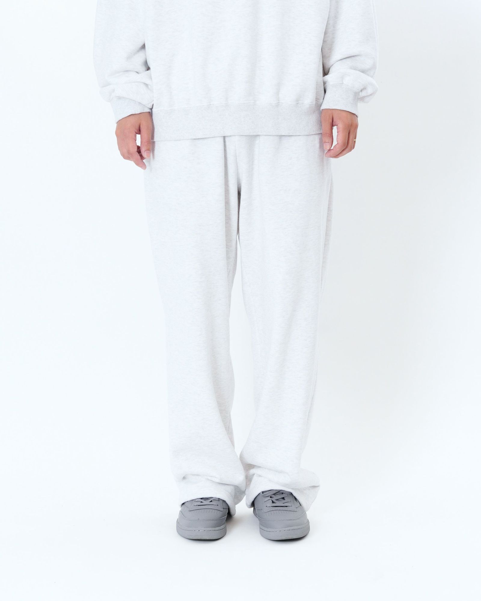 UNIVERSAL PRODUCTS(ユニバーサルプロダクツ)Jumberca Sweat Pants