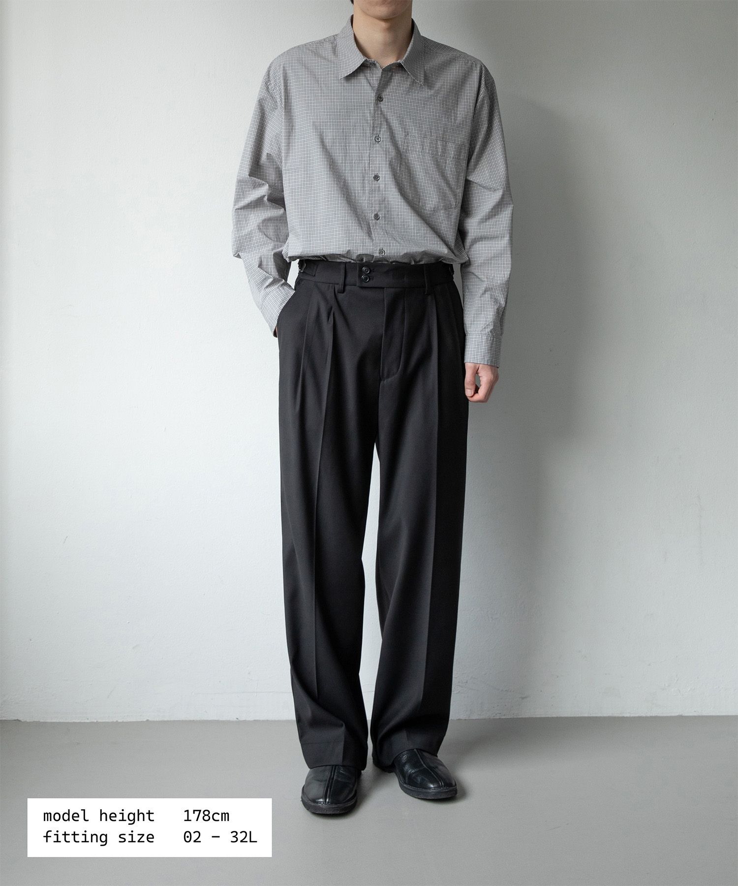 Santiago Slacks Flexible 32L（BLACK）