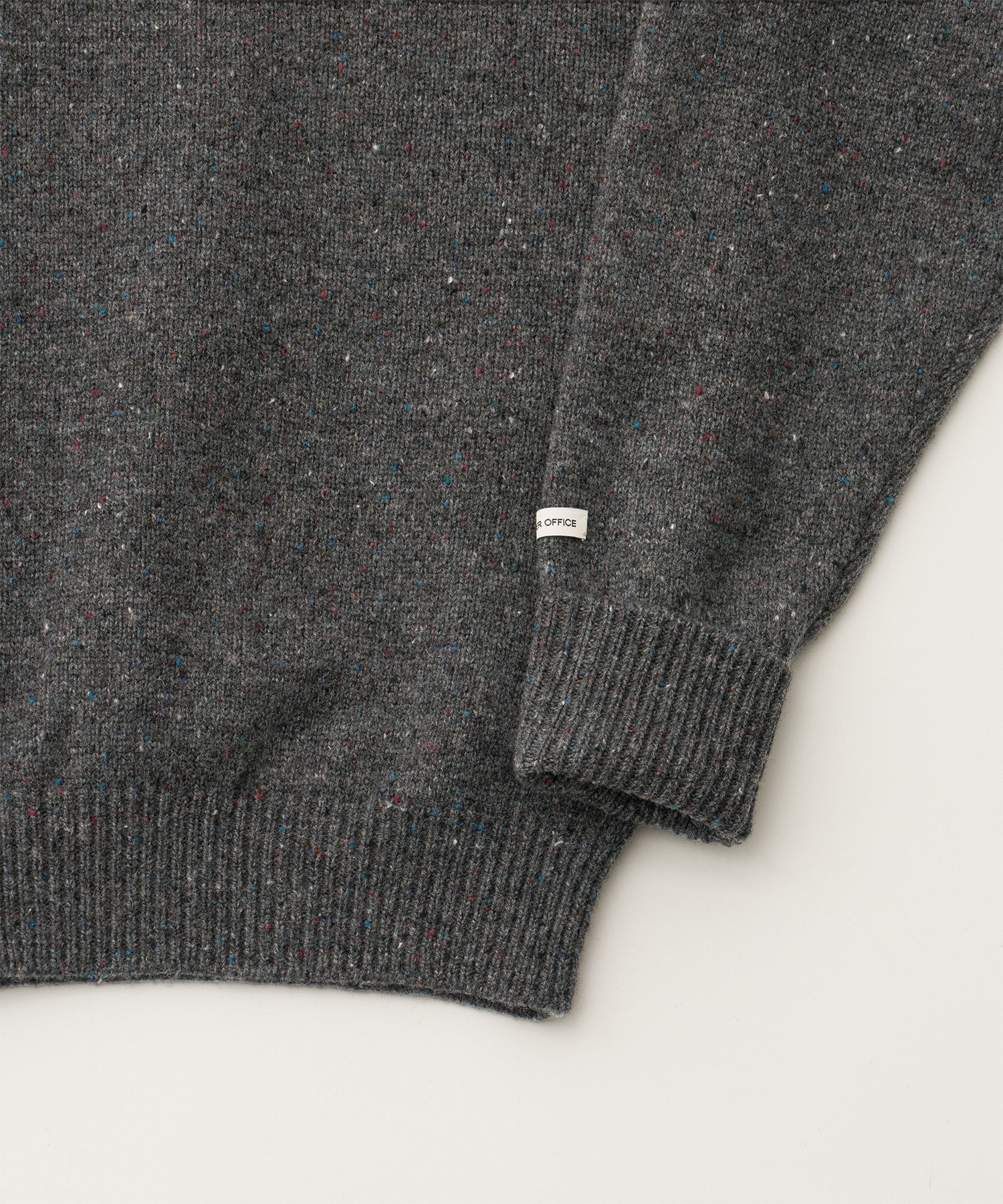 Scape Polo Wool Cardigan（Donegal Charcoal）