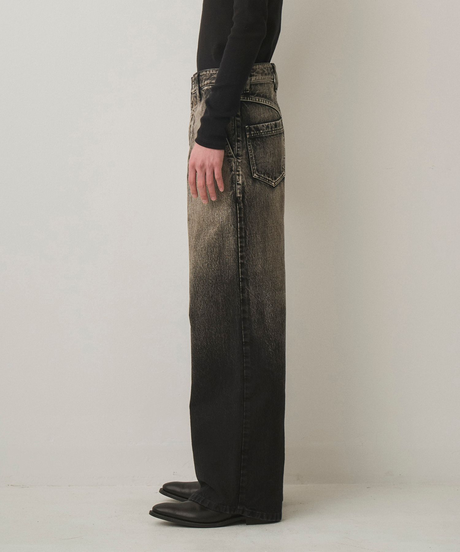 GRADATION WIDE DENIM（FADE BLACK）
