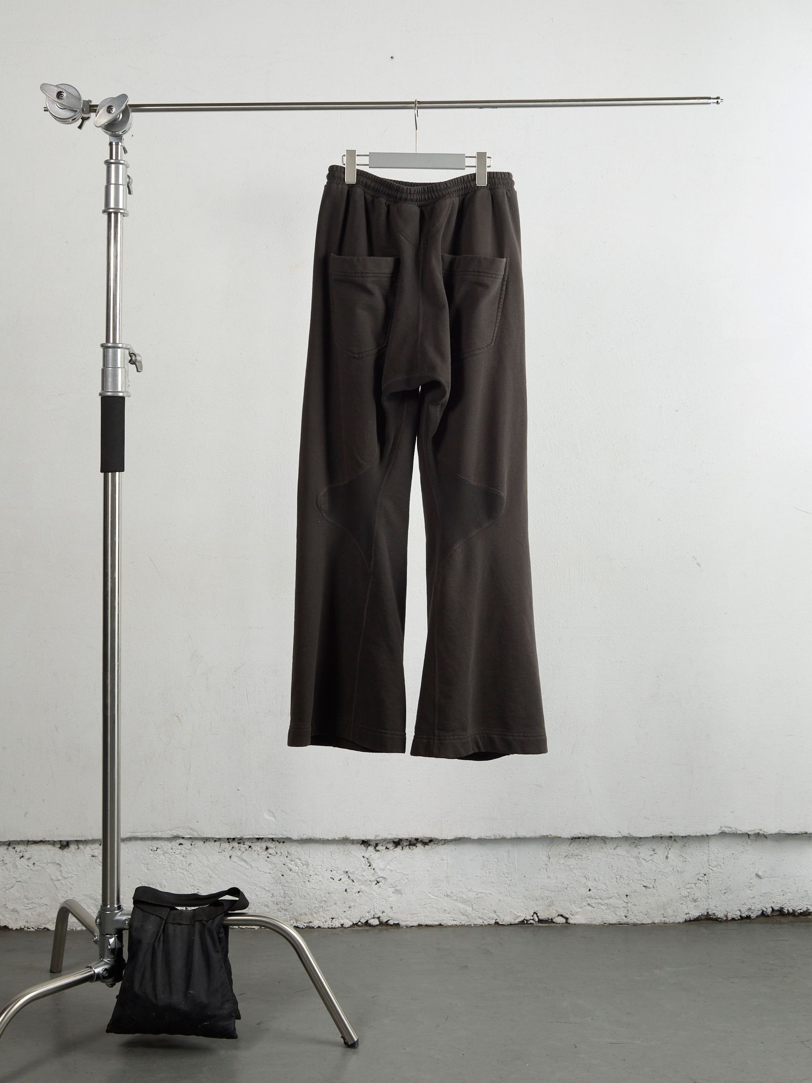 3D TWISTED LOUNGE PANTS（DARK BROWN）