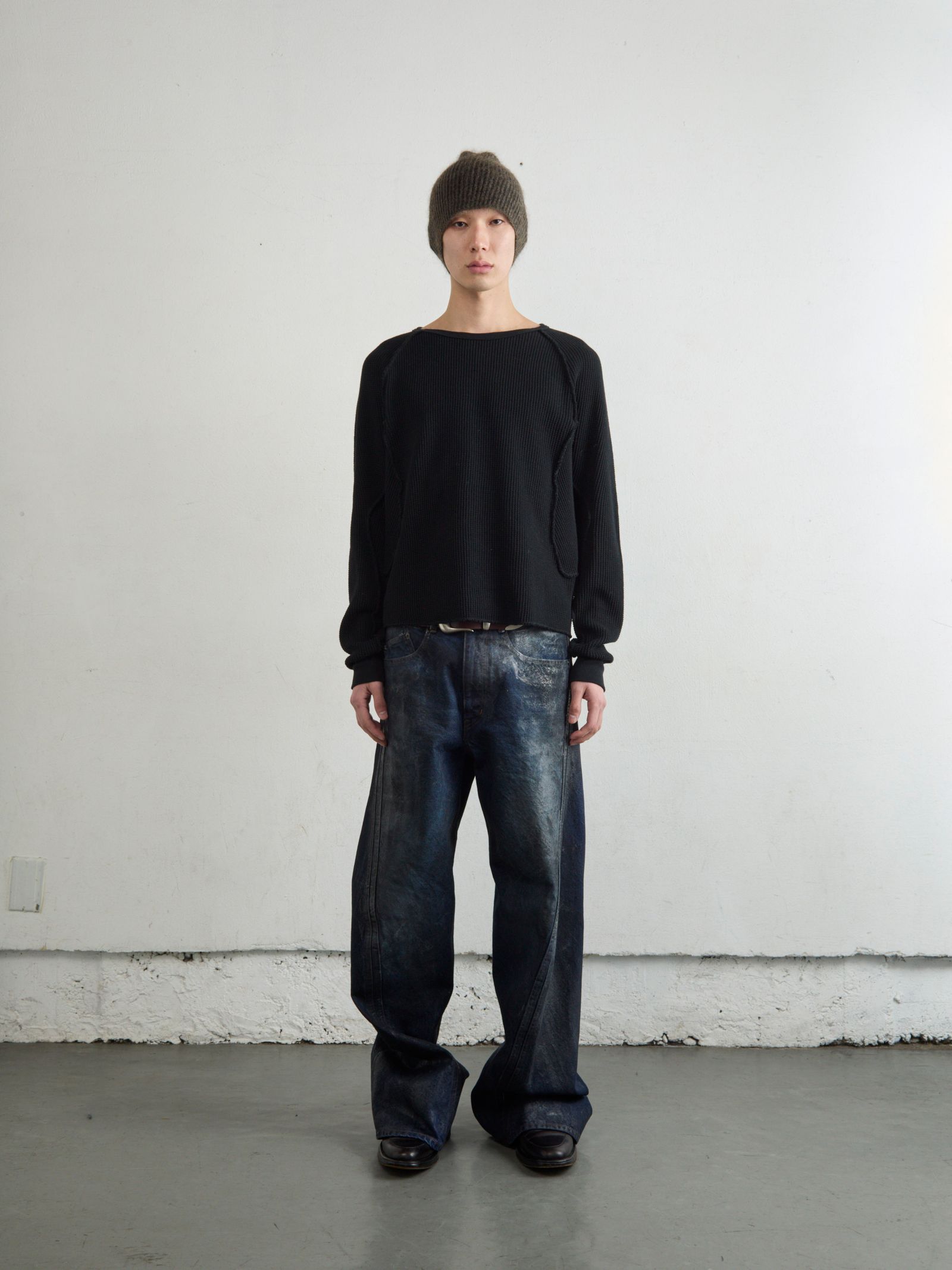 WAFFLE THERMAL LONG SLEEVE T‑SHIRT（BLACK）