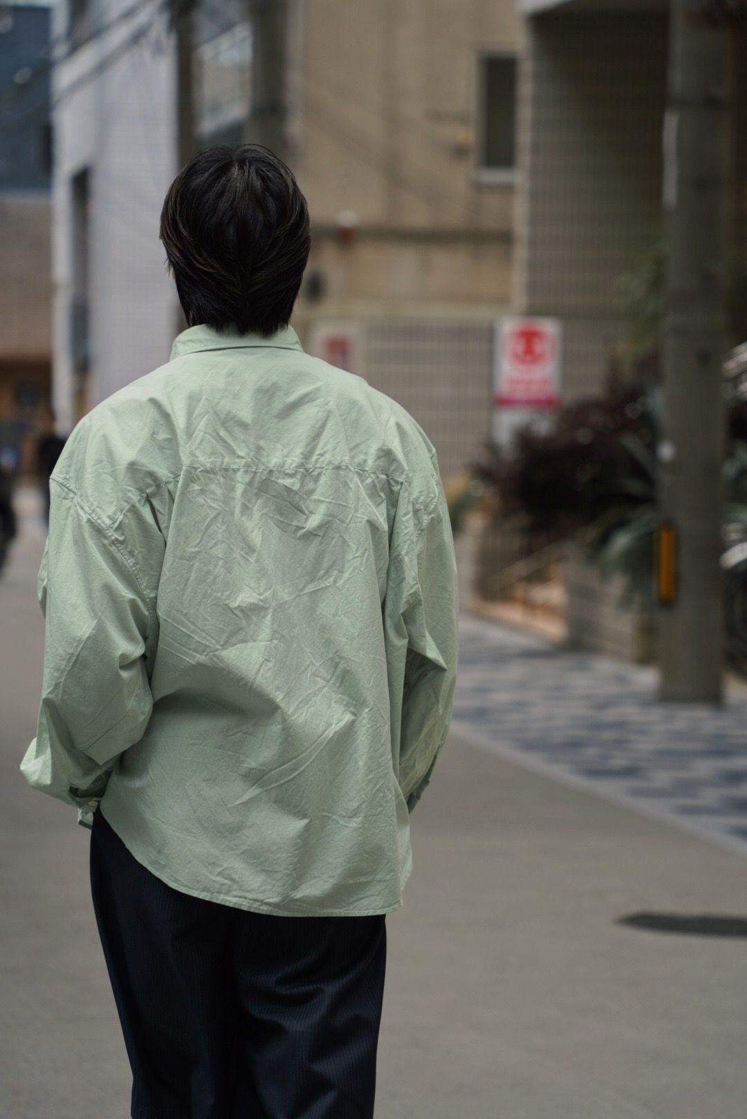 refomed WRIST PATCH WIDE SHIRT