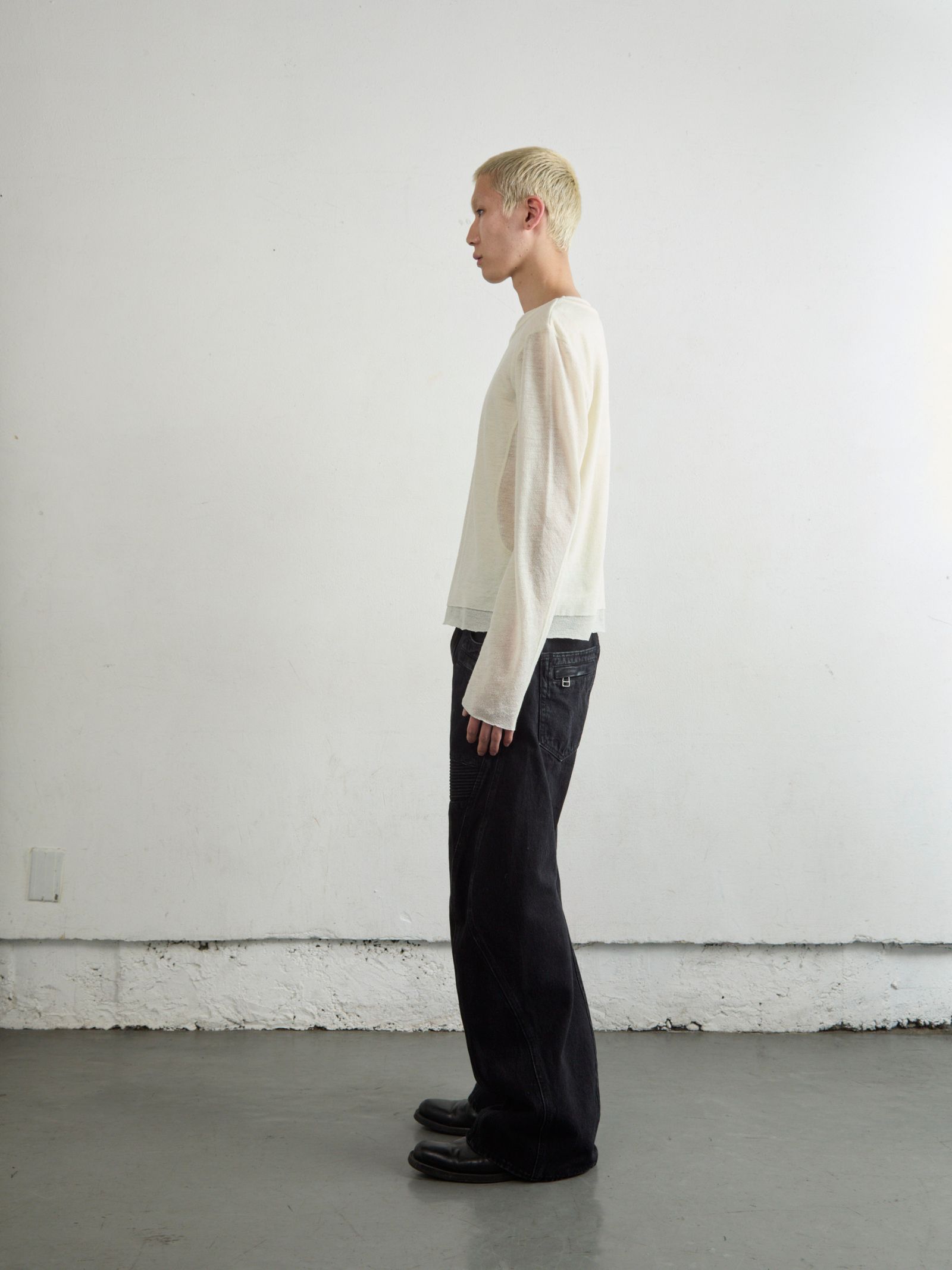 DOUBLE LAYERED LONG SLEEVE T SHIRT（WHITE）