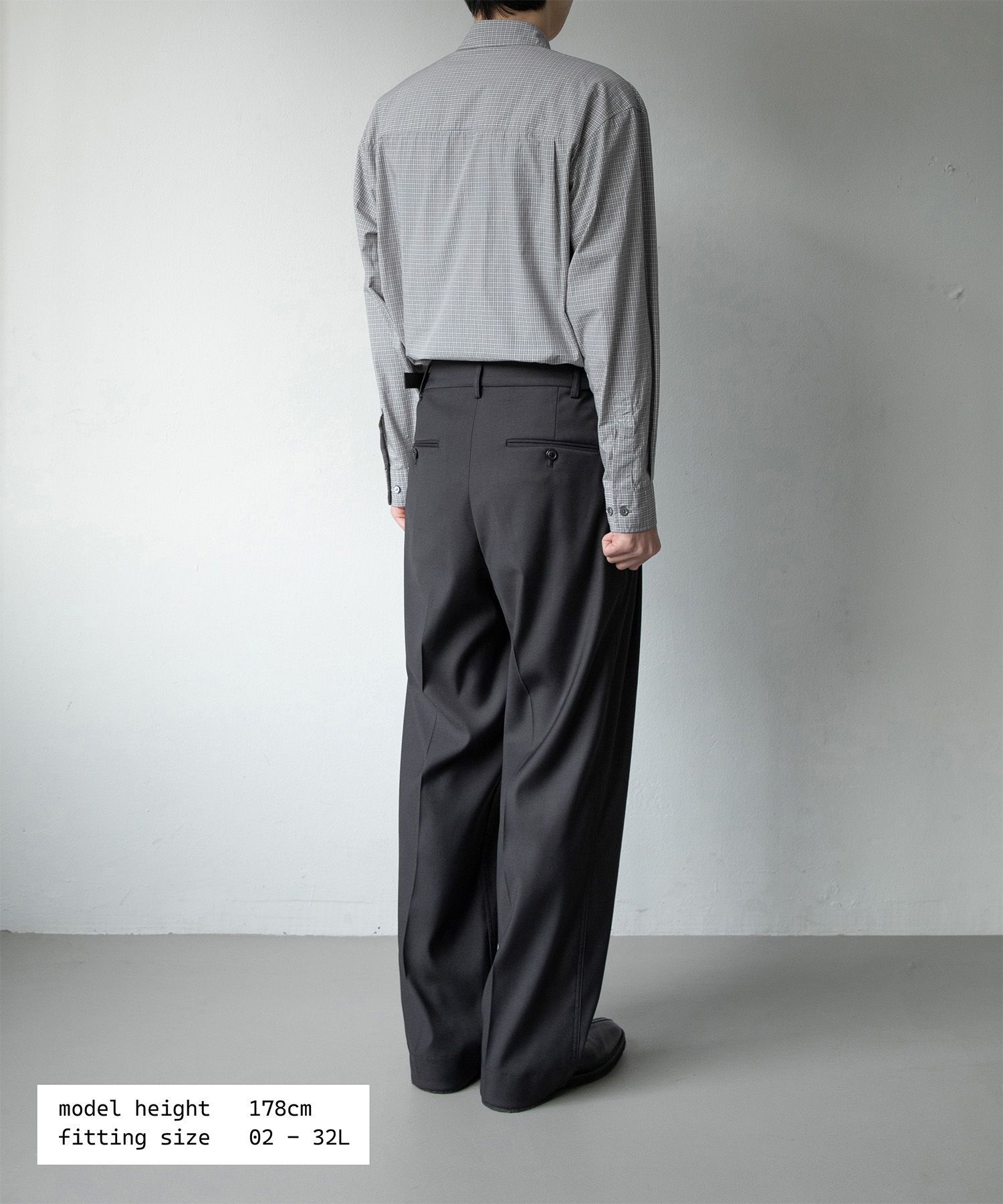 Santiago Slacks Flexible 32L（CHARCOAL）
