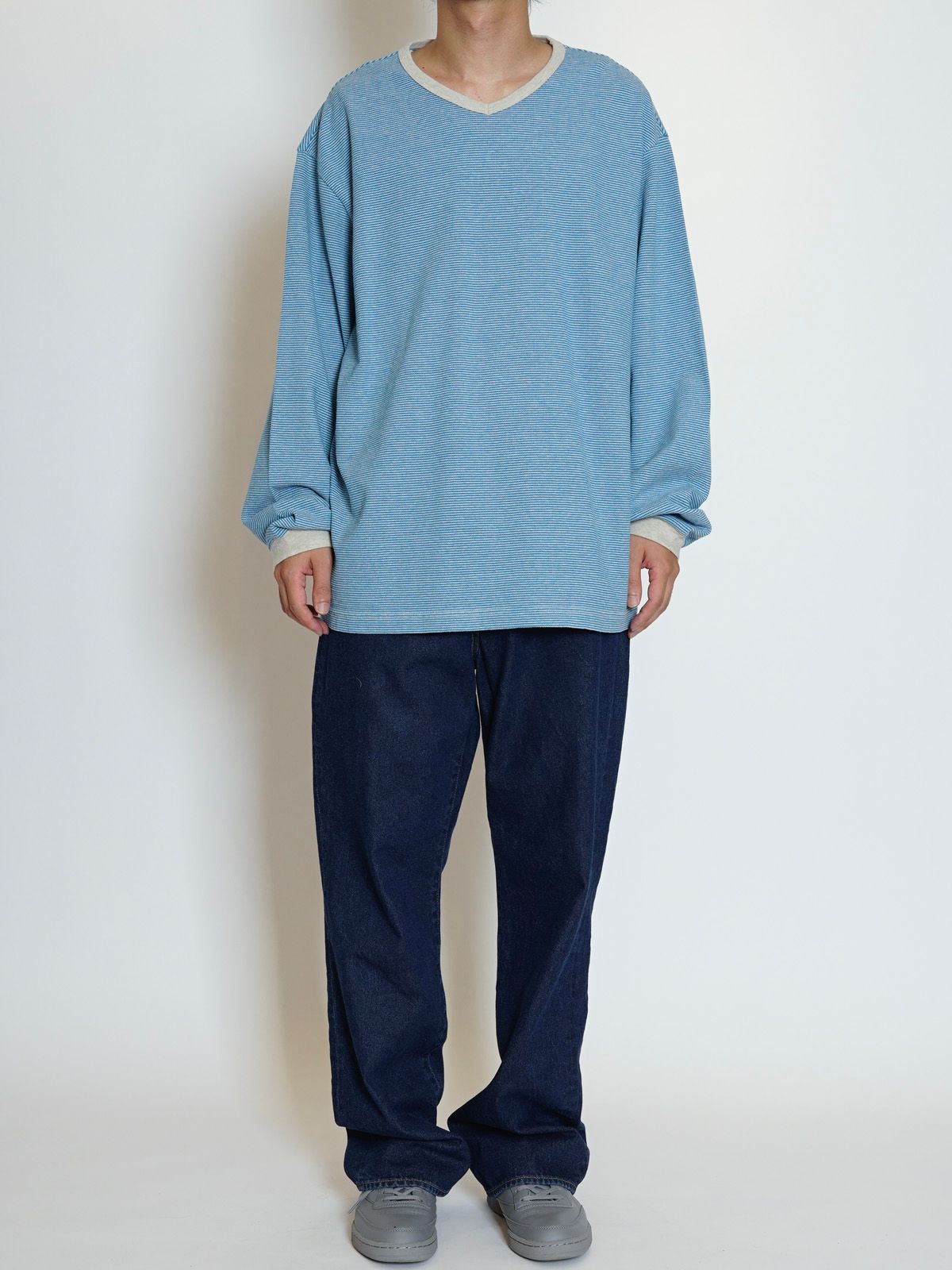 V NECK L/S TSHIRTS（BLUE）